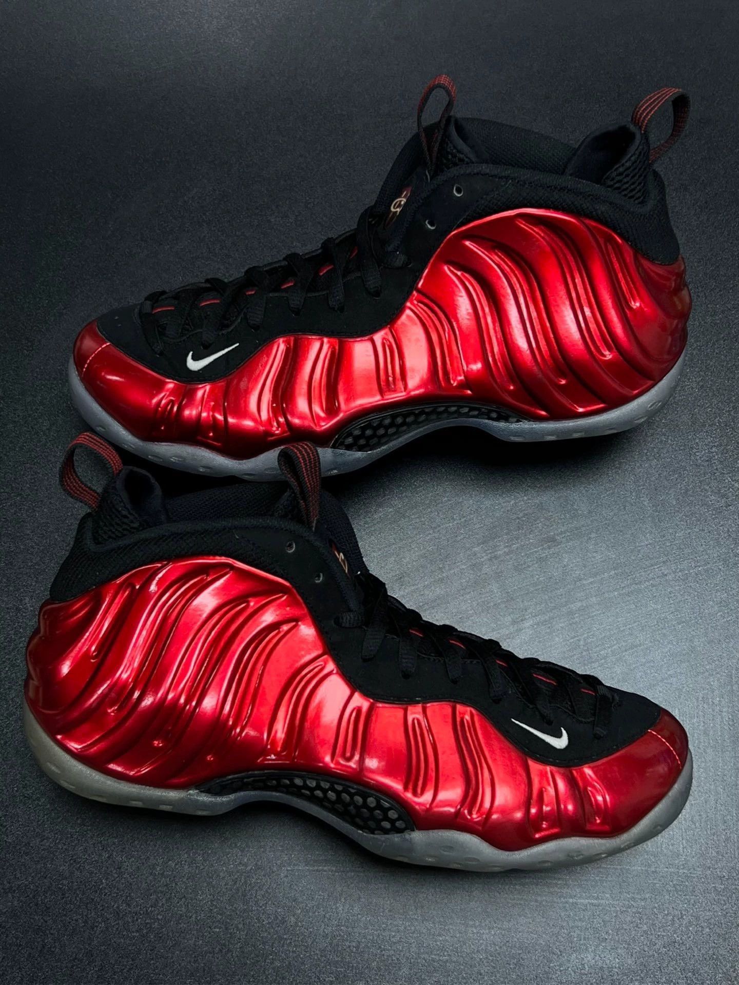 Nike nike foamposite red and black 2017 model Size US 10 / EU 43 - 5 Thumbnail