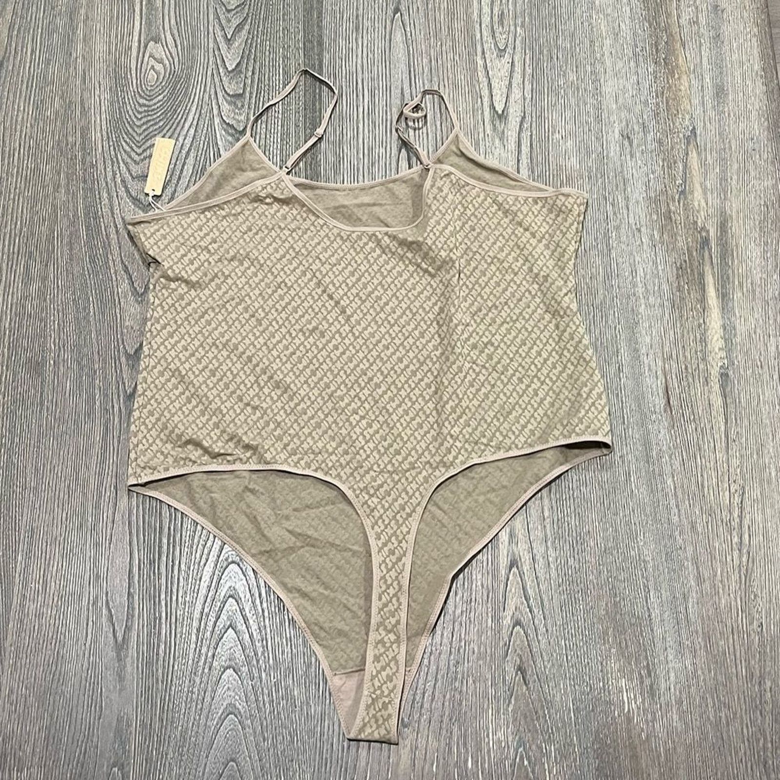 SKIMS NWT Skims Logo Mesh Cami Sleeveless Desert 4X Size 4XL / US 24-26 - 4 Thumbnail