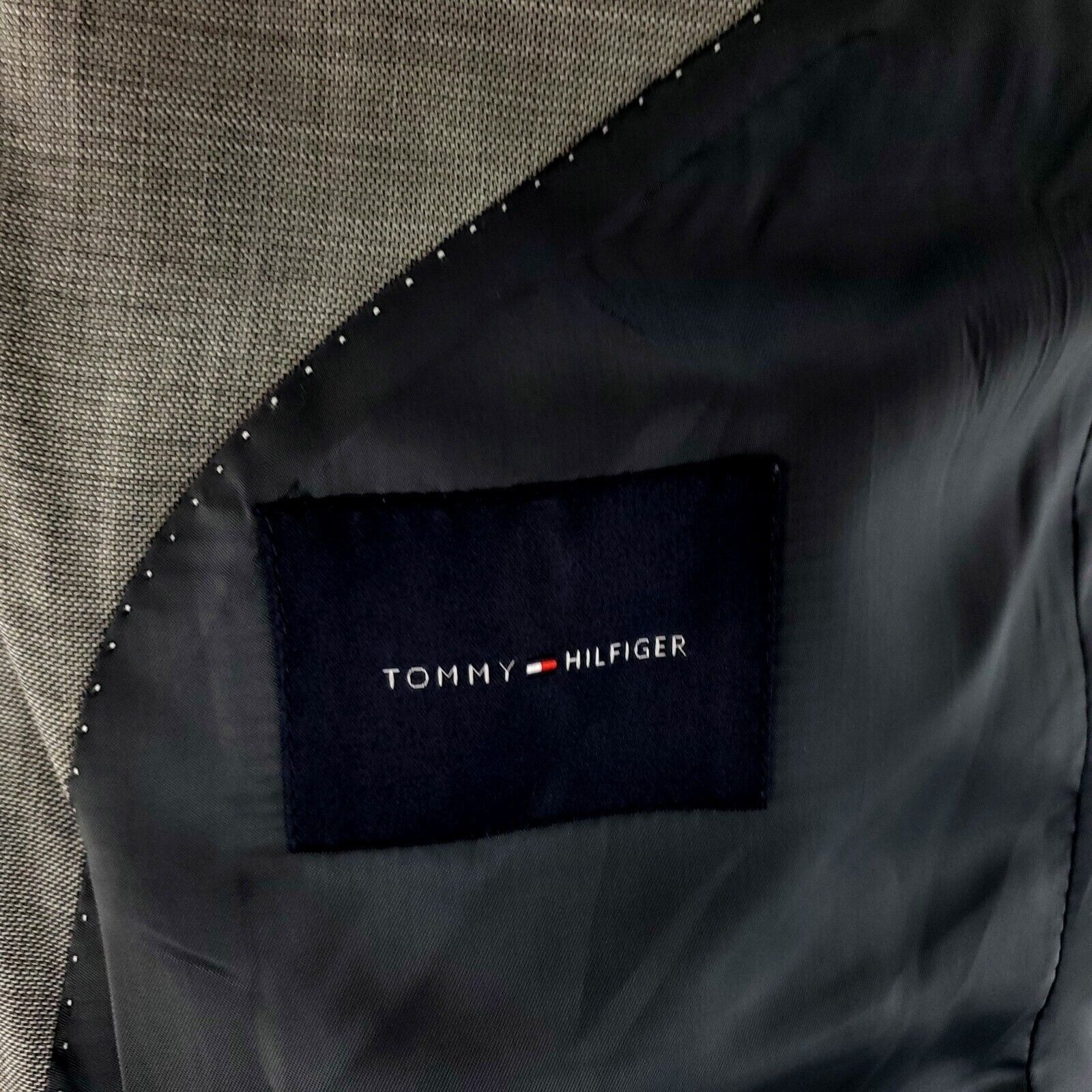 Tommy Hilfiger Tommy Hilfiger Wool 2 Button Blazer 38L Gray Sharkskin Size 38L - 7 Thumbnail