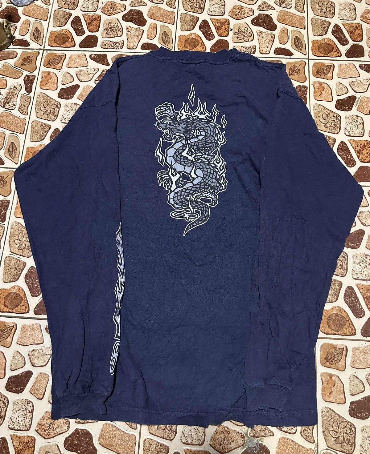 Ocean Pacific Vintage 2000s ocean pacific dragon Size US S / EU 44-46 / 1 - 3 Thumbnail