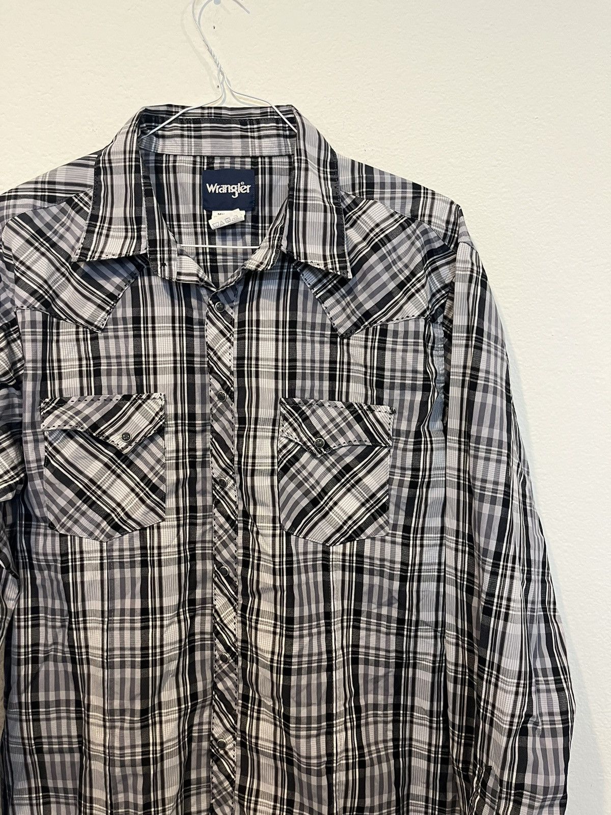 Wrangler Wrangler Men’s Size XL Black White Flannel Pearl Snap Size US XL / EU 56 / 4 - 3 Thumbnail