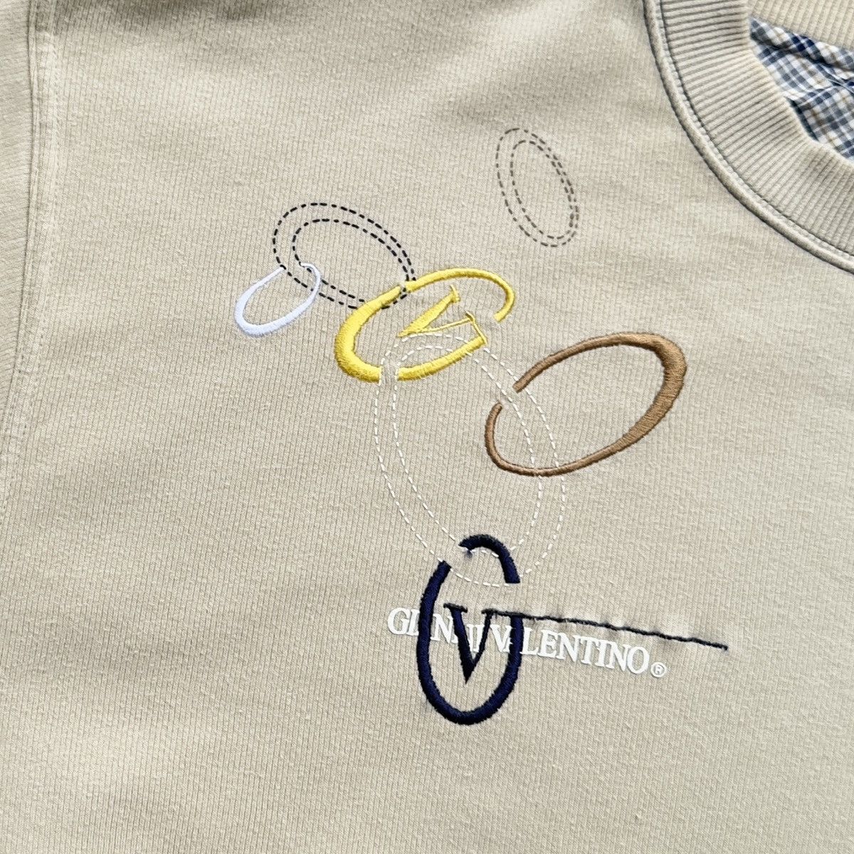Gianni Valentino VINTAGE GIANNI VALENTINO ITALY EMBROIDED LOGO Size US XL / EU 56 / 4 - 4 Thumbnail