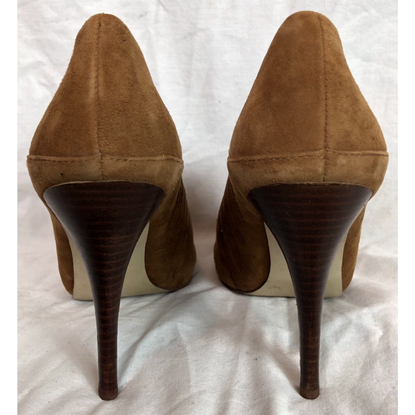 Guess GUESS Peep Toe Pump Camel Brown Suede 8M Women's Heel 4 1/2” Stiletto Pump Size 8M Brown Suede Pump Size US 8 / IT 38 - 3 Thumbnail