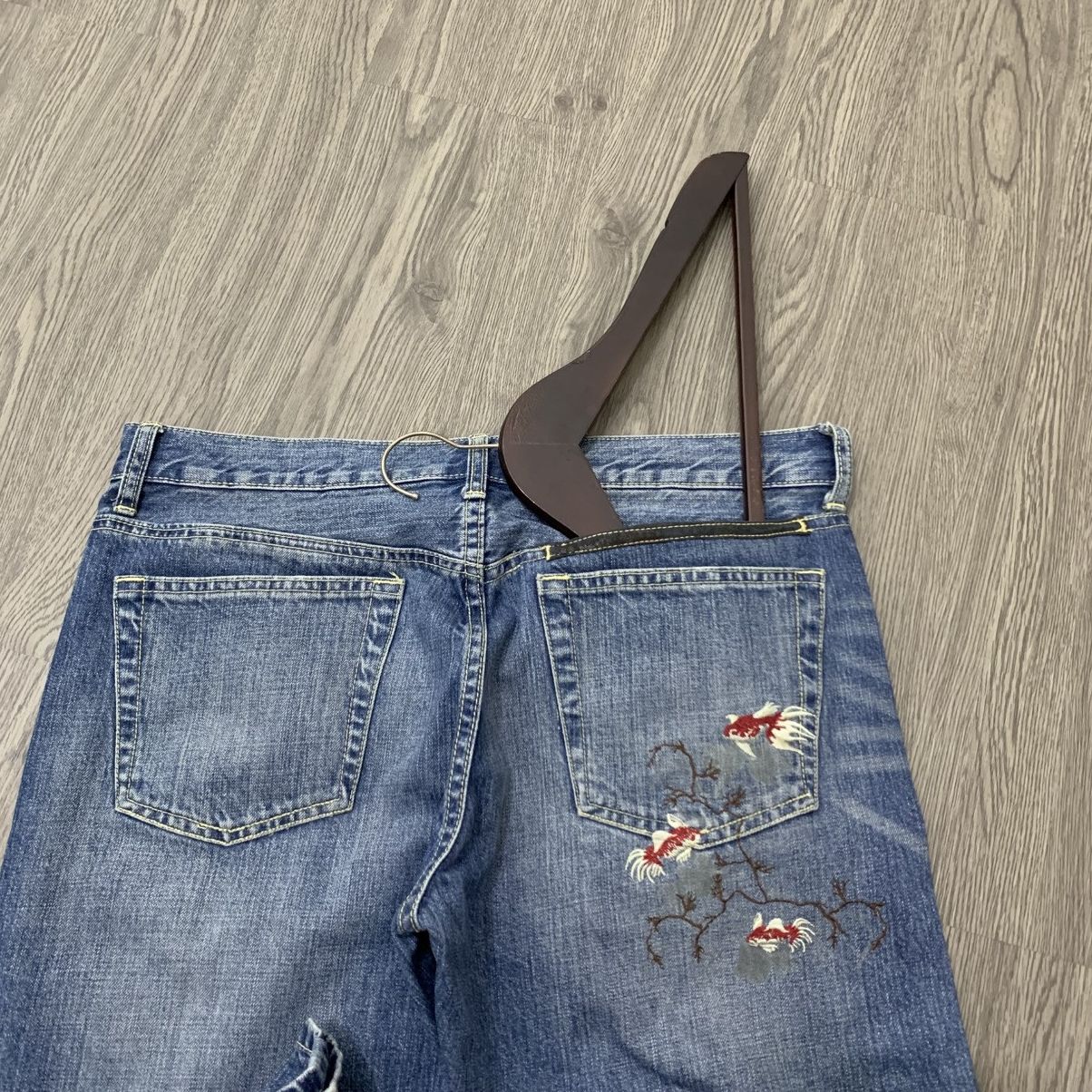 Takeo Kikuchi 🇯🇵TAKEO KIKUCHI Embroidered Fishh Japanese Motif Jeans🇯🇵 Size US 35 - 8 Thumbnail