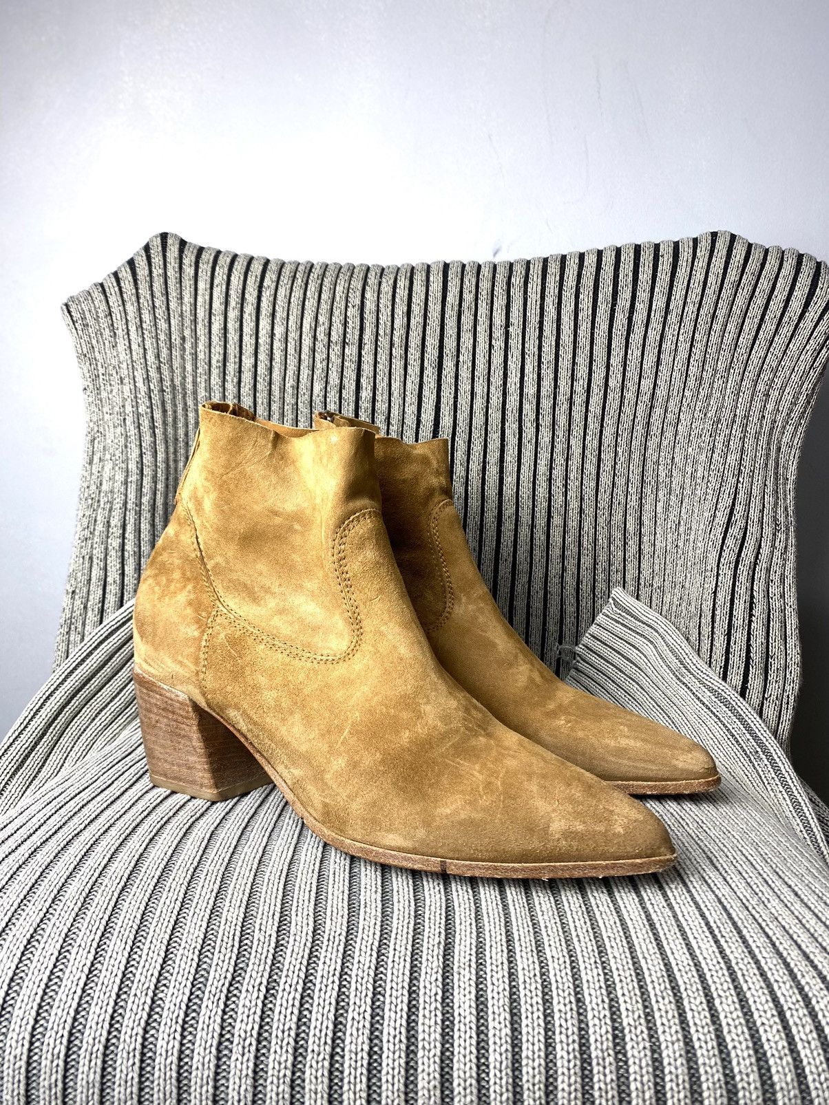 Cowboy Equipment Rare! Vintage Moma Suede Boots Cowboy Avant Garde Size US 7 / IT 37 - 1 Thumbnail