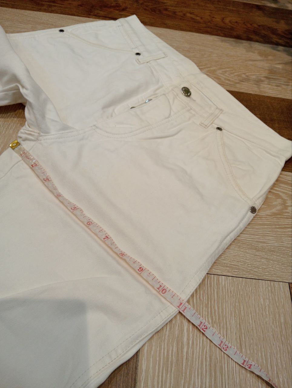Louis Vuitton LUXURY LOUIS VUITTON DENIM PANTS - WHITE Size US 31 - 22 Thumbnail