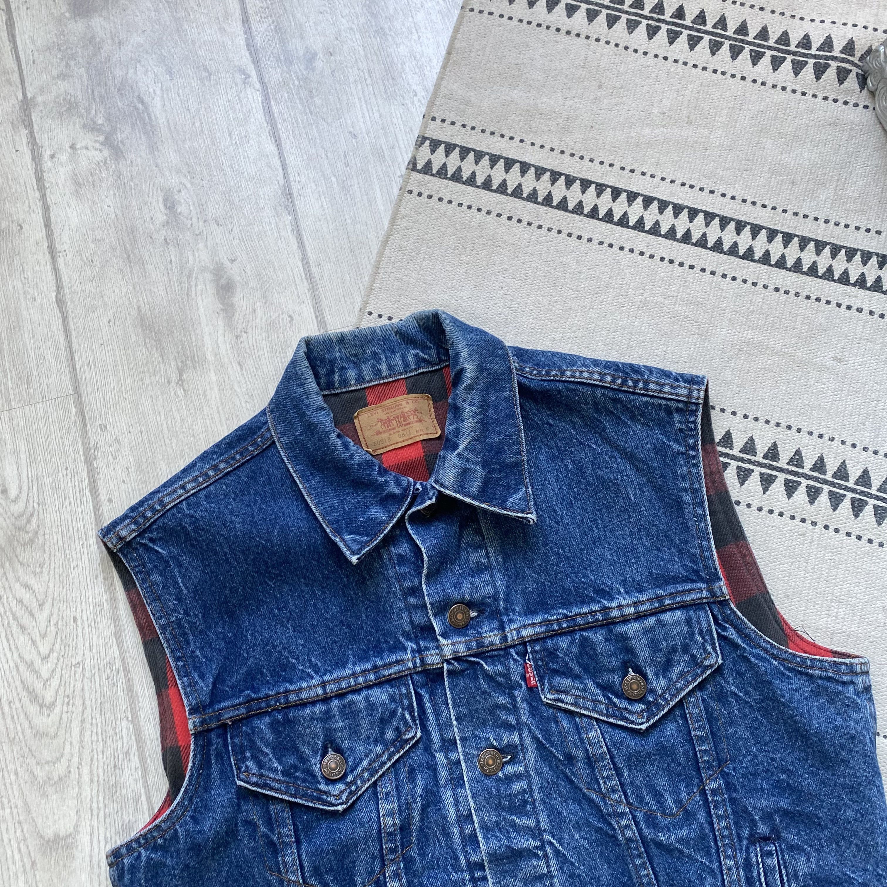 Levi's Vintage Clothing Vintage Levis denim Vest Jacket jeans Plaid lining Size US M / EU 48-50 / 2 - 2 Thumbnail