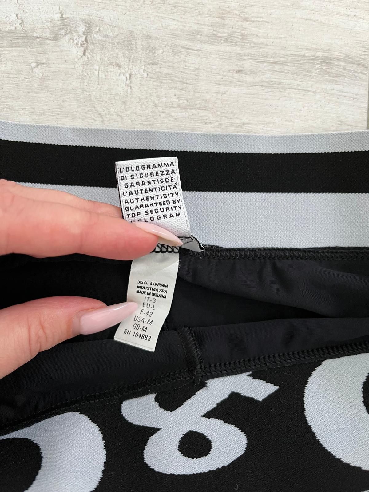 Dolce & Gabbana DOLCE & GABBANA LEGGINGS Size 30" / US 8 / IT 44 - 2 Thumbnail