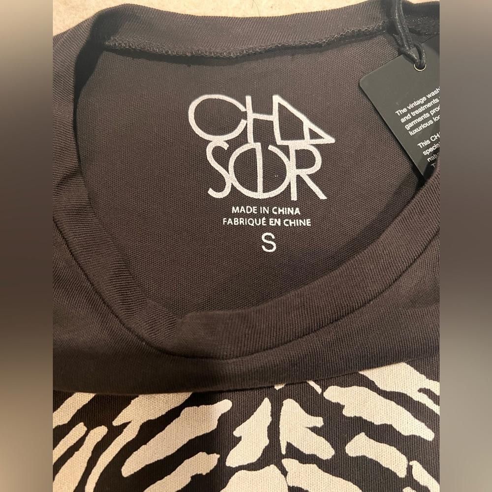 Chase Authentics Chaser Tiger Print women’s T shirt Size Small Size S / US 4 / IT 40 - 4 Thumbnail
