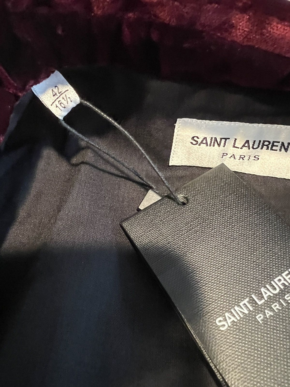Saint Laurent Paris Saint Laurent men’s gold trim velvet shirt. 16.5/42. $1290 Size US L / EU 52-54 / 3 - 8 Thumbnail