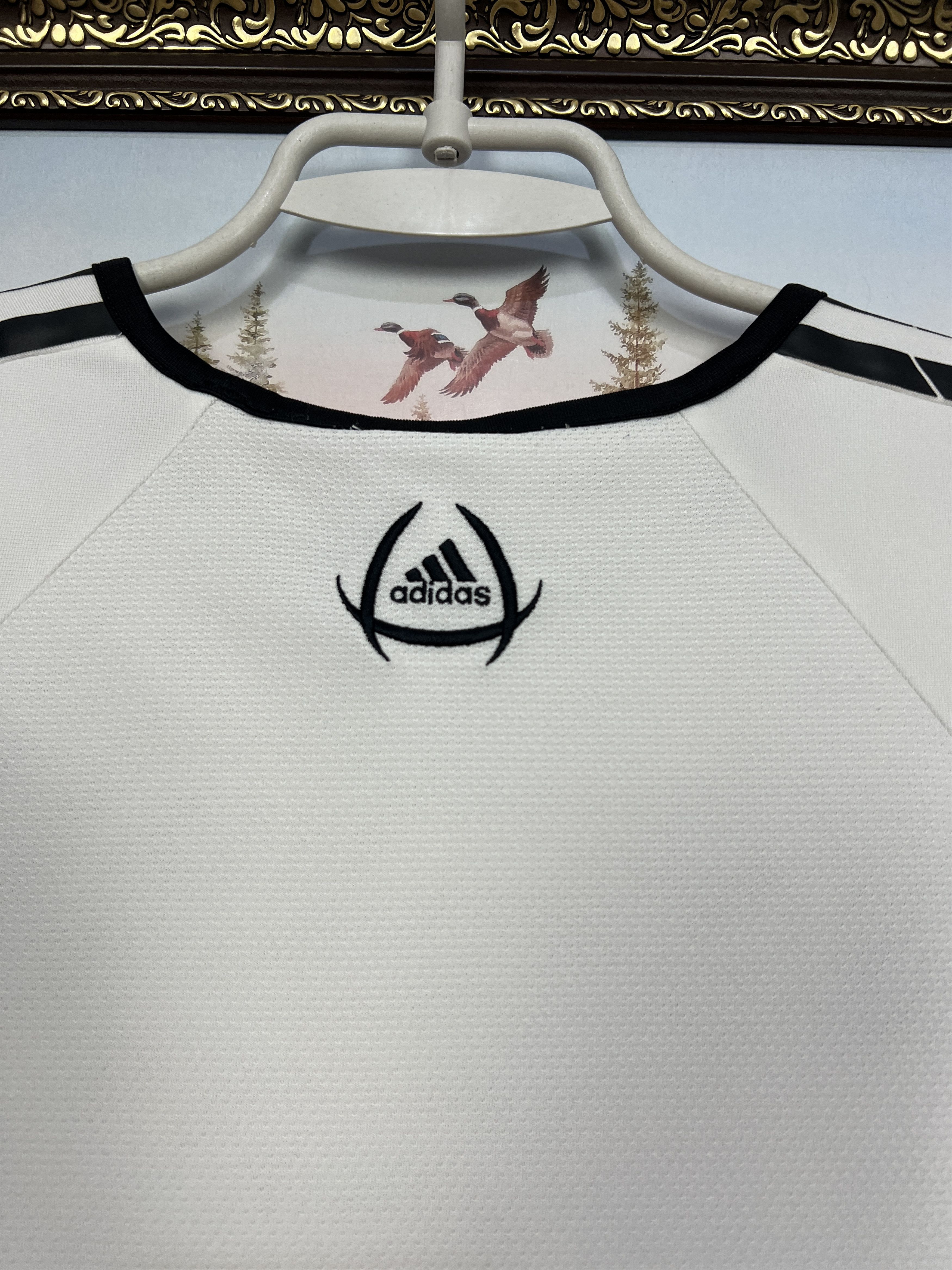 Adidas Vintage Adidas Newcastle United Football Train Vest Soccer Size US L / EU 52-54 / 3 - 14 Thumbnail
