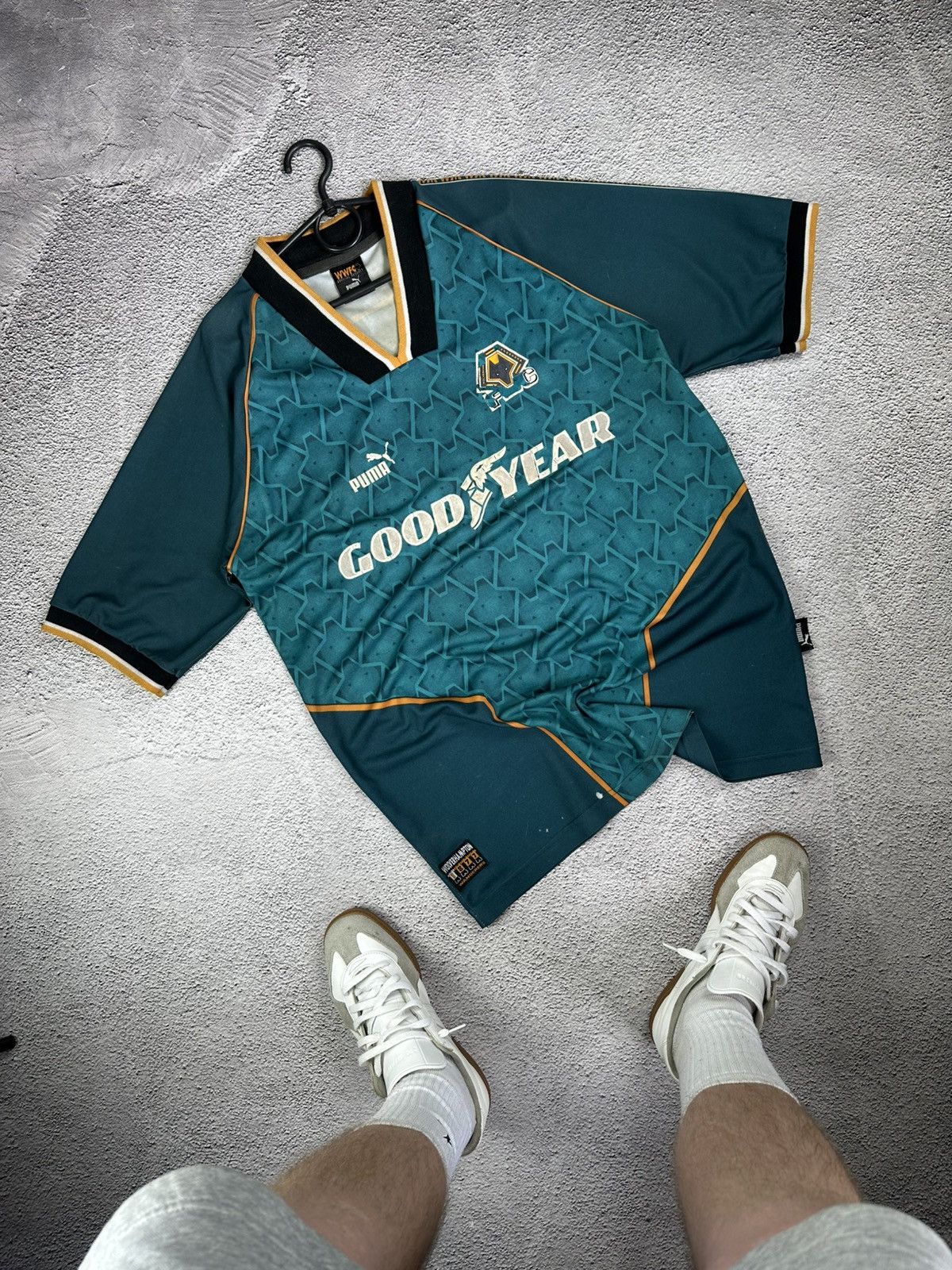 Puma Vintage Puma Wolves ‘Goodyear’ Away 1993‑1995 Soccer Jersey Size US XL / EU 56 / 4 - 1 Thumbnail