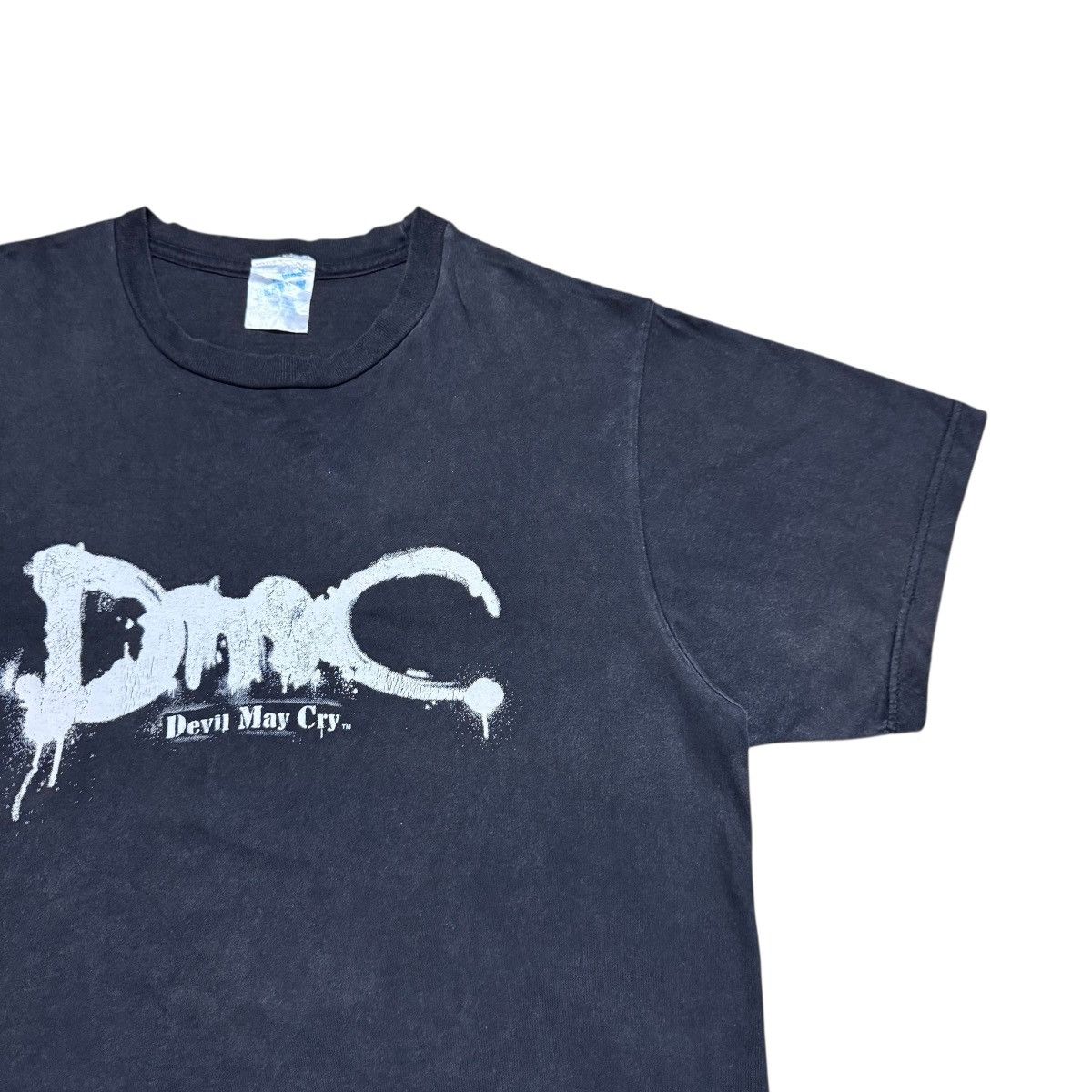 Vintage Vintage Y2K DMC Devil May Cry Shirt Size US M / EU 48-50 / 2 - 4 Thumbnail