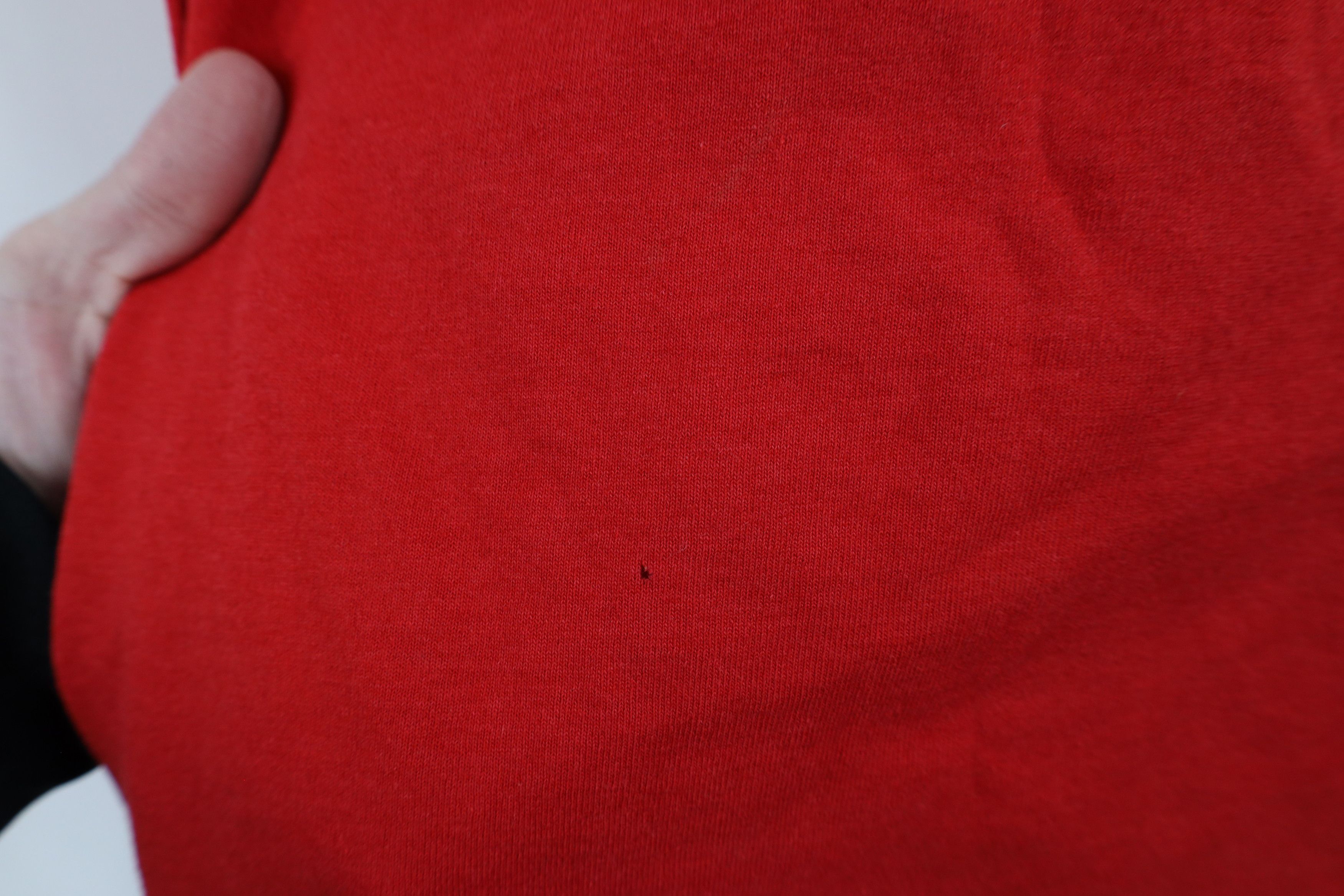 Vintage Vintage 90s Streetwear Blank Pocket T-Shirt Red USA Size US L / EU 52-54 / 3 - 5 Thumbnail