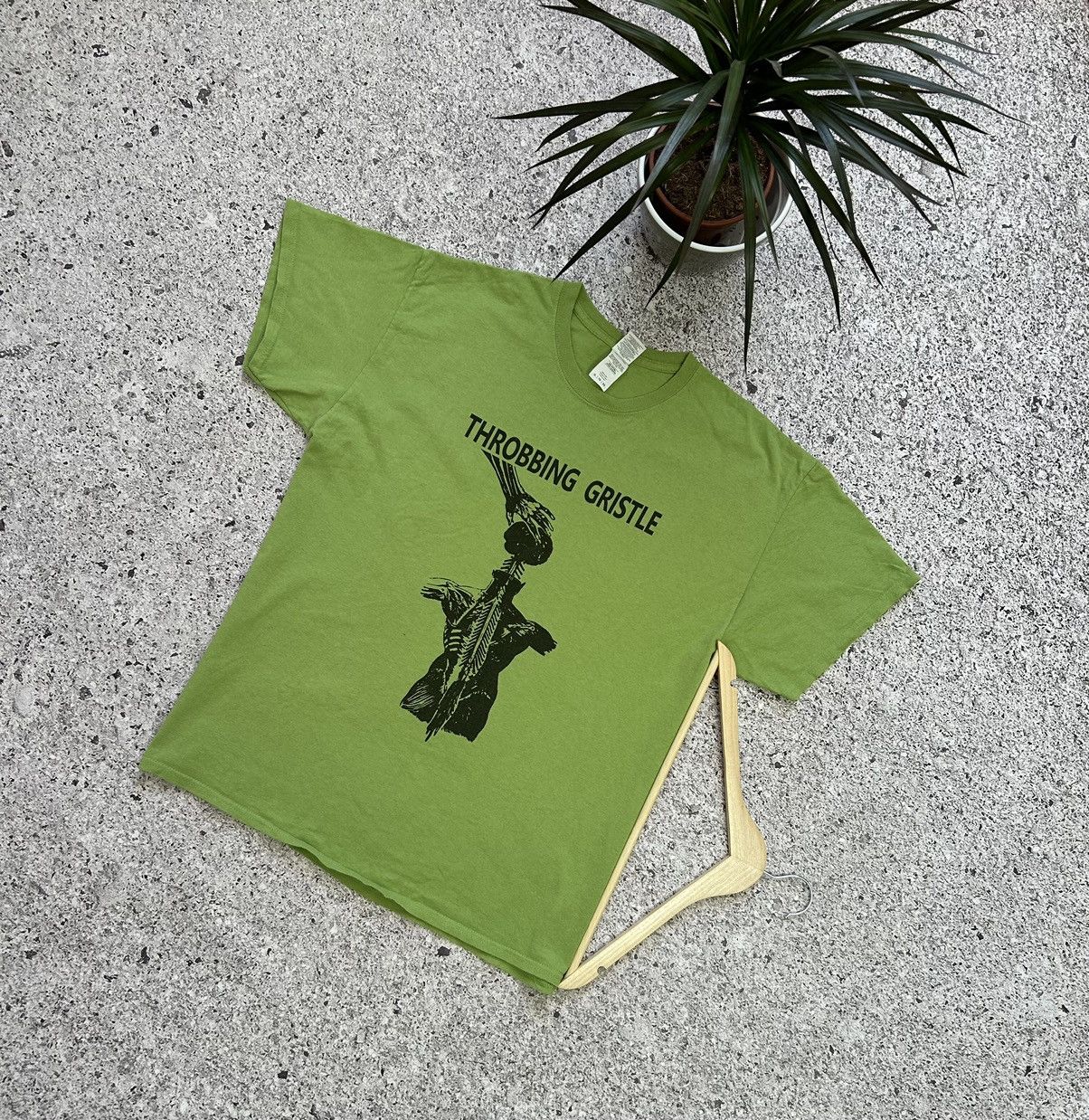 Band Tees × Vintage Vintage 2000’s Throbbing Gristle Rock Band Retro T-Shirt Y2K Size US XL / EU 56 / 4 - 1 Thumbnail