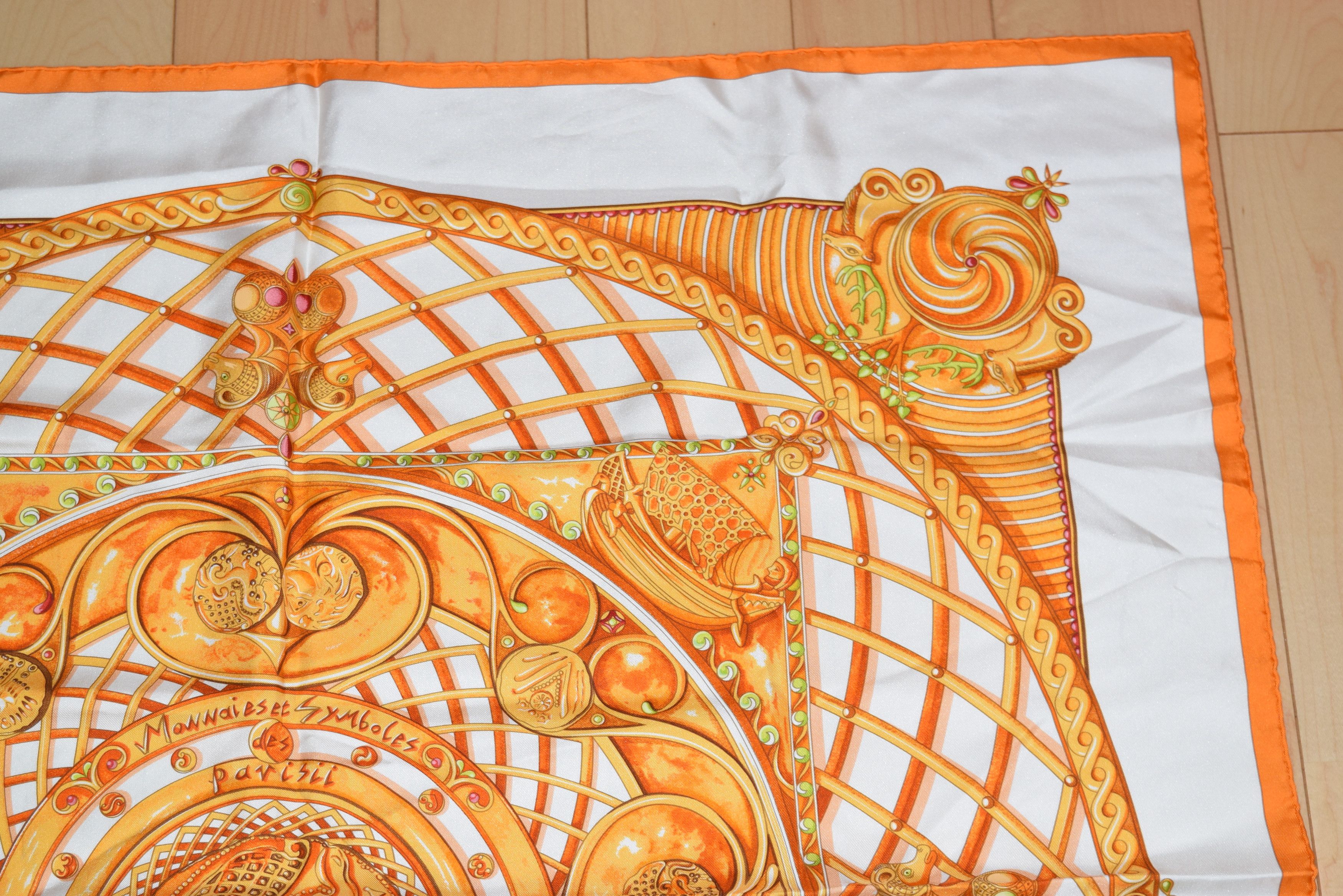 Hermes Hermes Scarf Monnaies Et Symboles Des Parisii 90 cm Silk Size ONE SIZE - 4 Thumbnail
