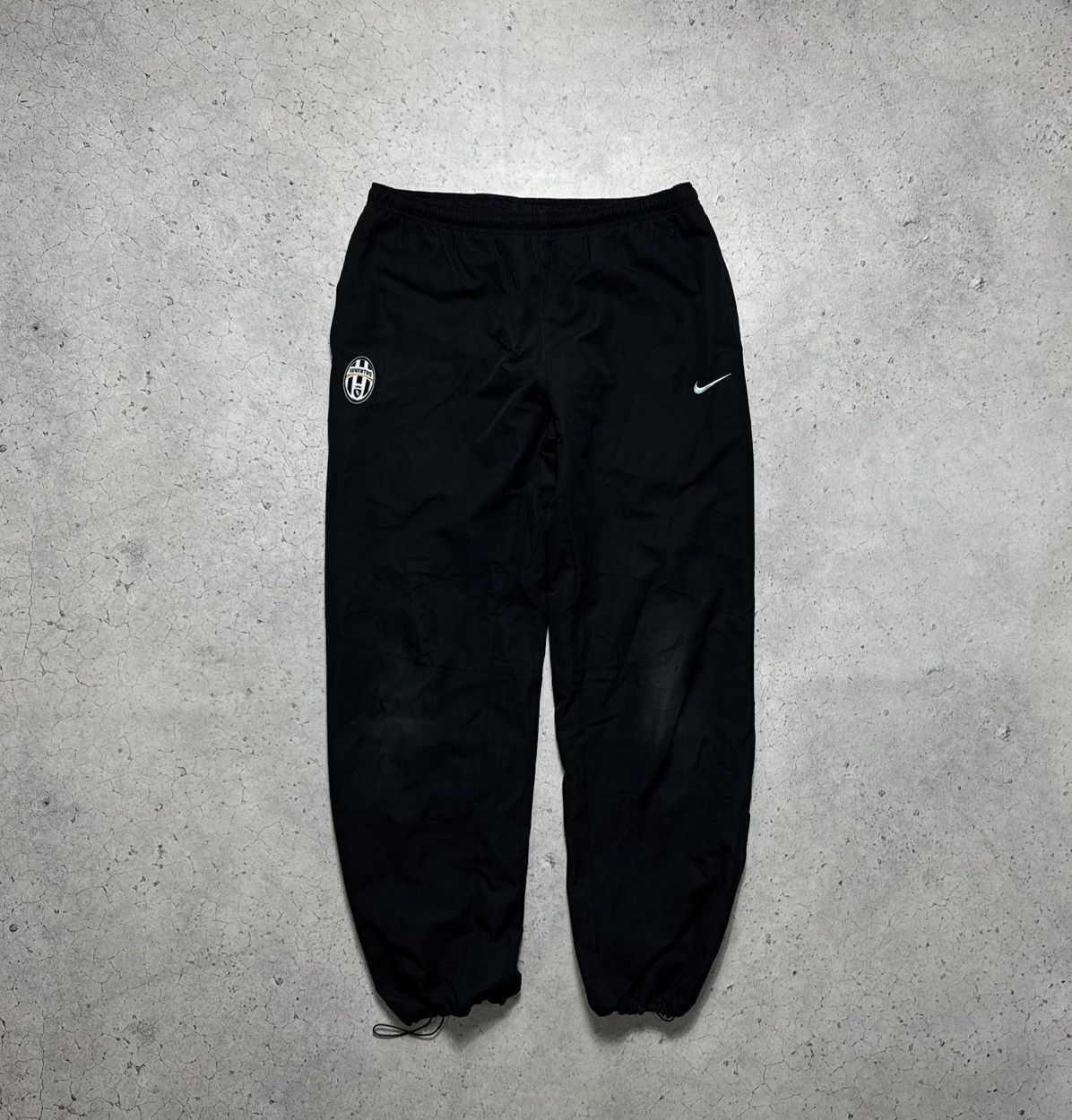 Nike Nike FC Juventus Football Track Suit Vintage Nylon Soccer Size US L / EU 52-54 / 3 - 11 Thumbnail