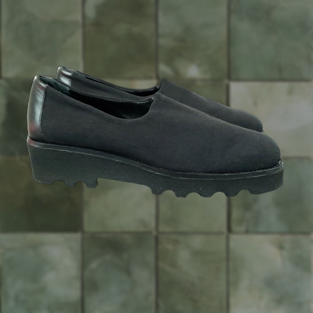 Donald J Pliner Rave Flat Loafer Womens Size 10 Narrow Black Square Toe Casual