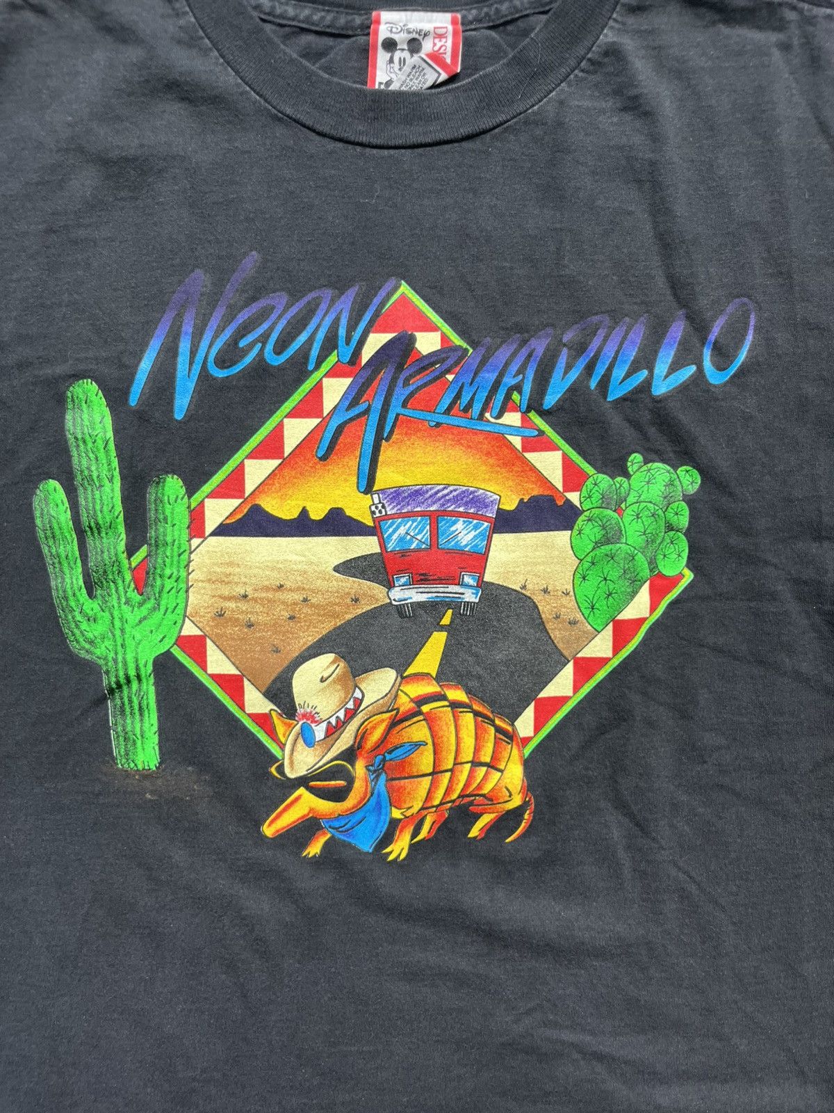 Disney Vintage 90s Neon Armadillo Disney Tee Size US L / EU 52-54 / 3 - 4 Thumbnail