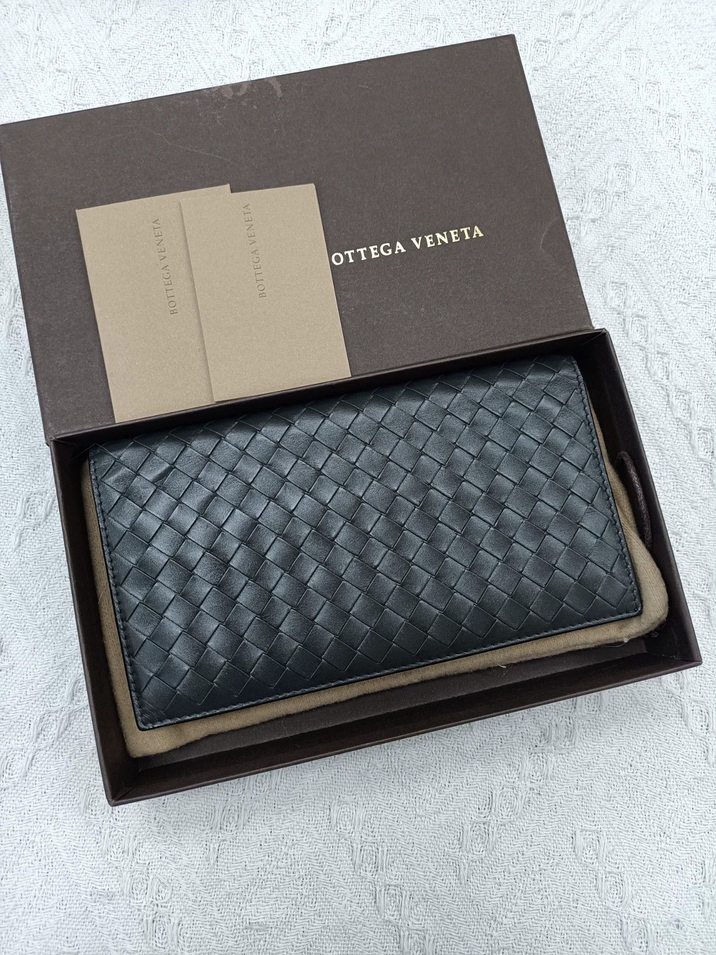 Bottega Veneta BV Black Woven Clutch Wallet 18x10.5 Box/Dust Bag/Manual Size ONE SIZE - 2 Thumbnail