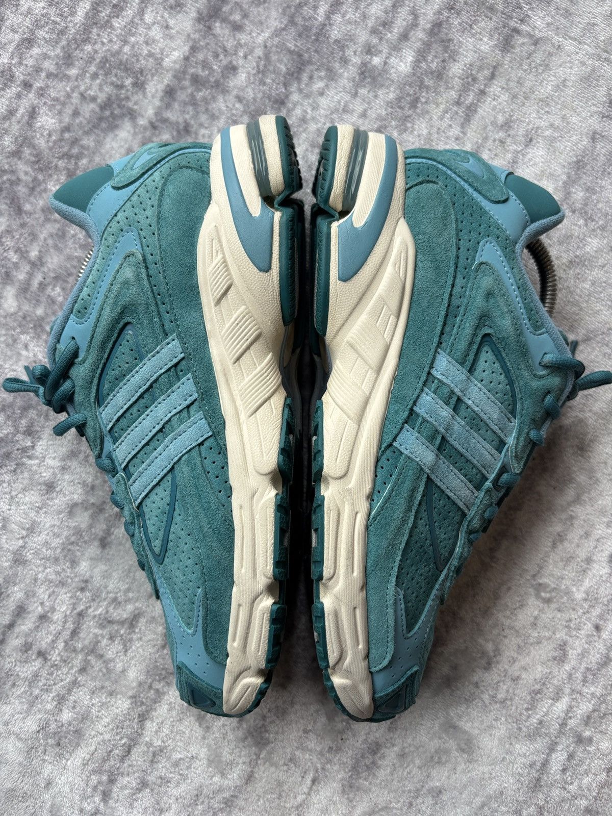 Adidas Adidas Originals Response CL turquoise Size US 8.5 / EU 41-42 - 8 Thumbnail