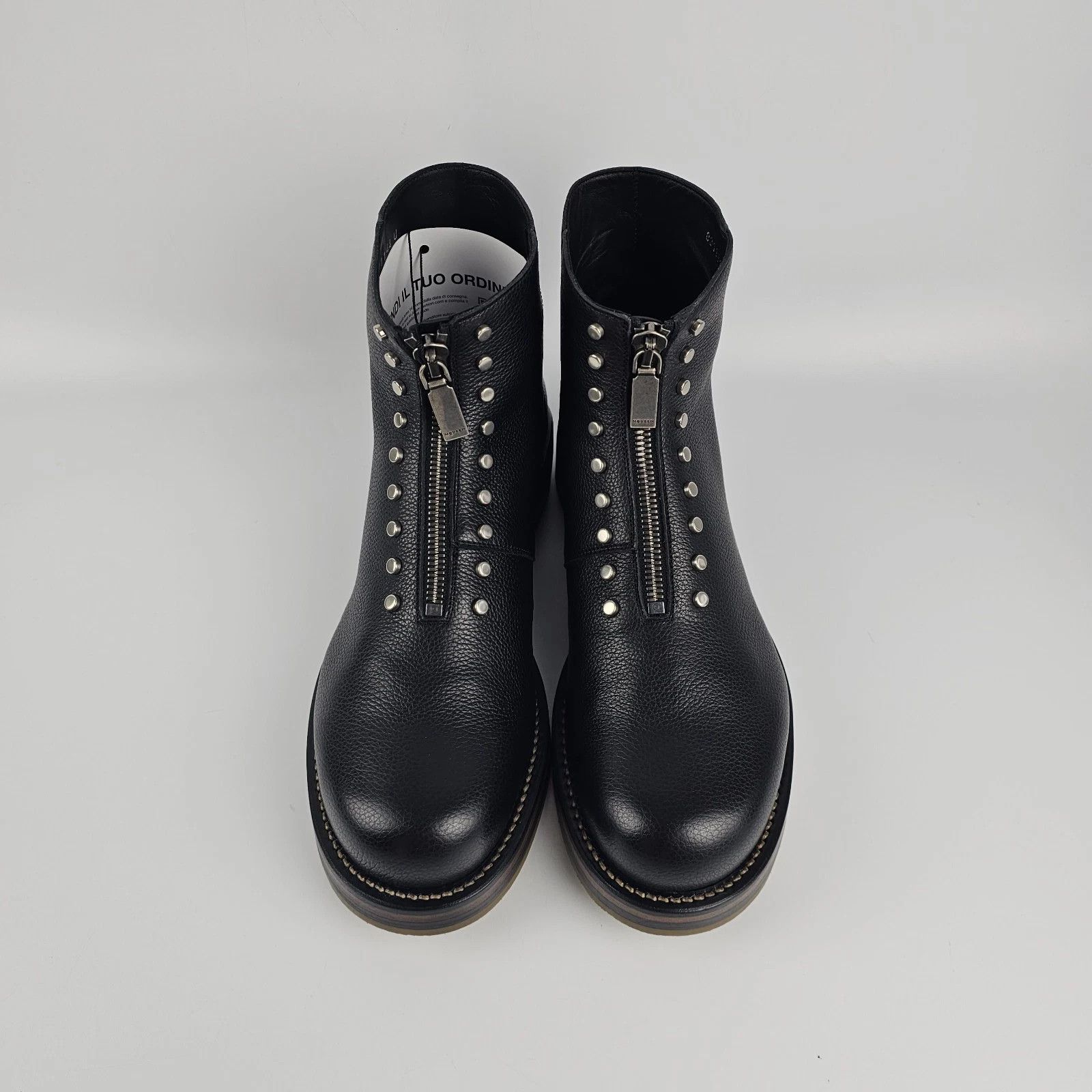 Alexander McQueen ALEXANDER MCQUEEN Black Leather Ankle Boots New/Auth Size US 6 / EU 39 - 6 Thumbnail