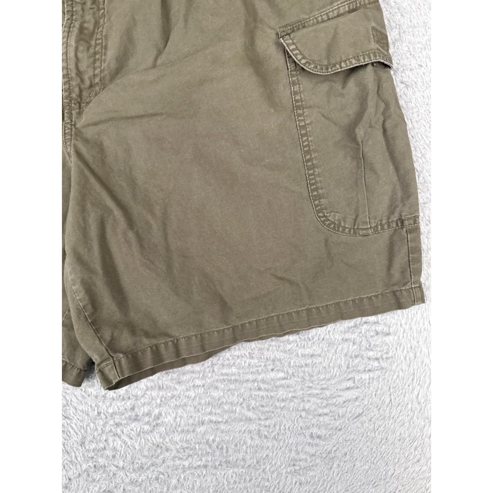 Vintage VINTAGE Columbia Shorts Mens 38 Green Cargo 100% Cotton Nylon Pleated Hiking Camp 38x8 Size US 38 / EU 54 - 2 Thumbnail