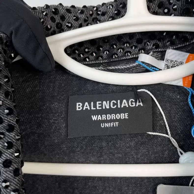 Balenciaga Balenciaga Diamond-Studded Oversized Denim Jacket Black Size US S / EU 44-46 / 1 - 8 Thumbnail