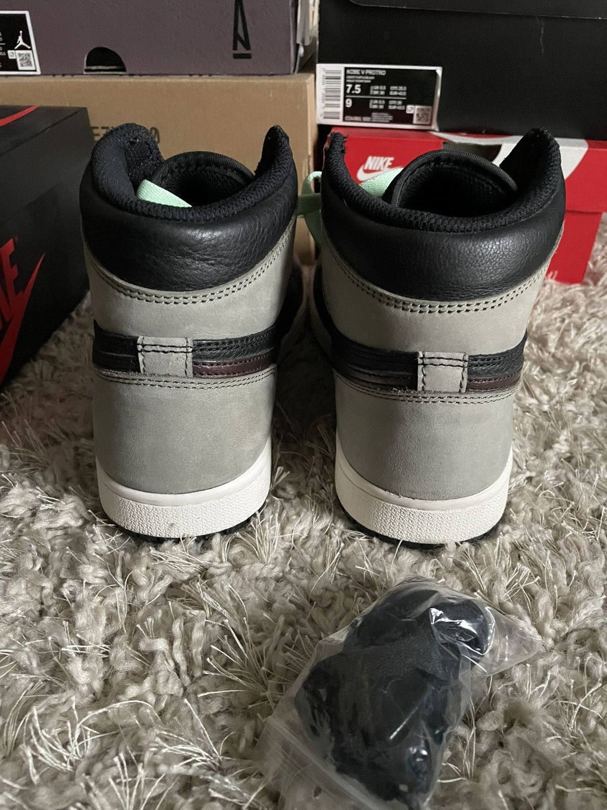 Jordan Brand Jordan 1 Patina Size US 7.5 / EU 40-41 - 6 Thumbnail