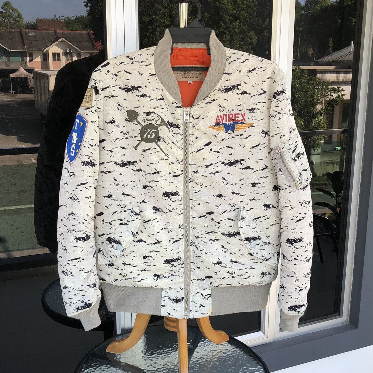 Avirex Avirex Camo PBY-75 US NAVY Ma-1 Bomber Jacket Size US XL / EU 56 / 4 - 7 Thumbnail
