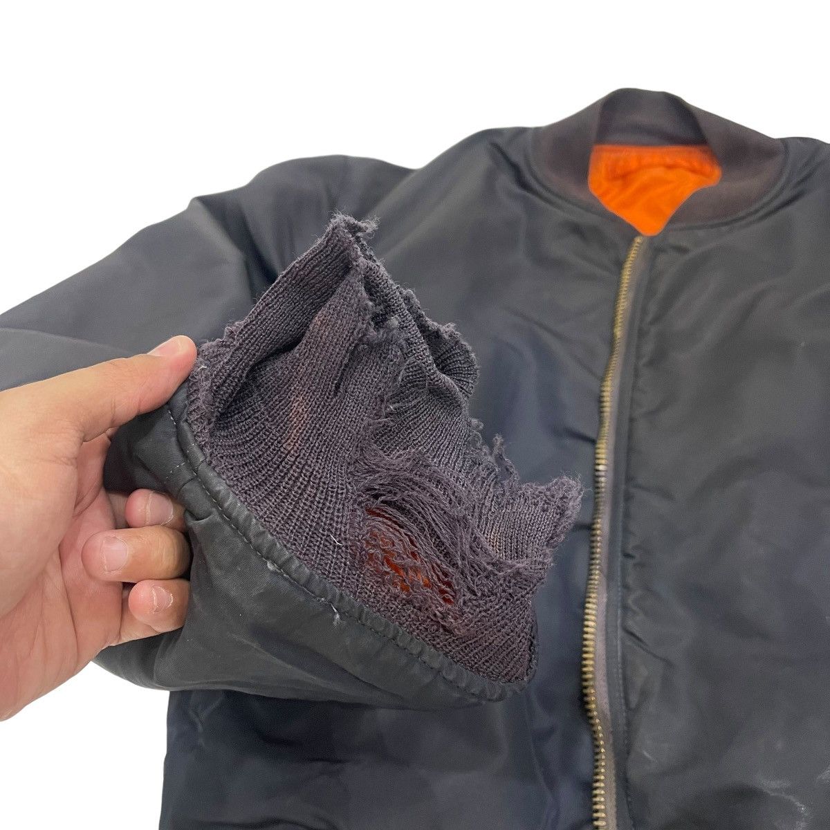 Alpha Industries Vintage Alpha Industries MA-1 Bomber Jacket Size US L / EU 52-54 / 3 - 11 Thumbnail