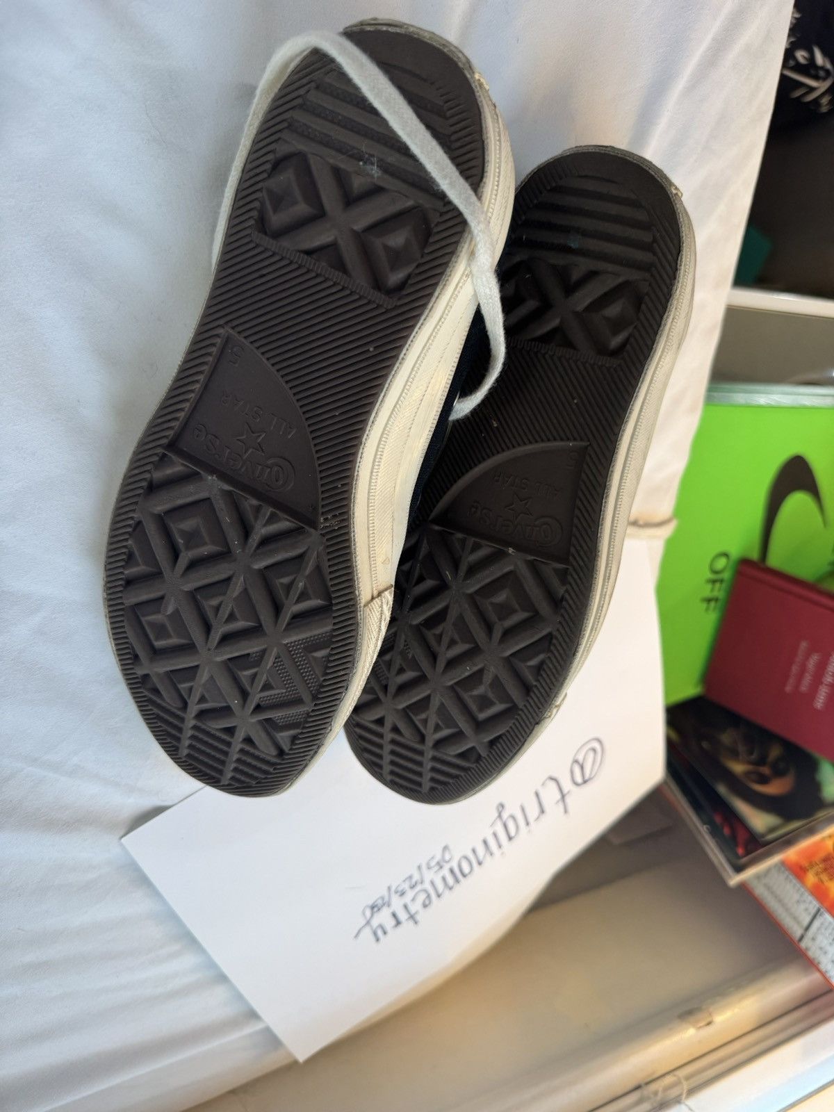 Comme des Garcons PLAY × Converse Heart Low Top Sneakers Size 7 Women’s Size US 7 / IT 37 - 7 Thumbnail