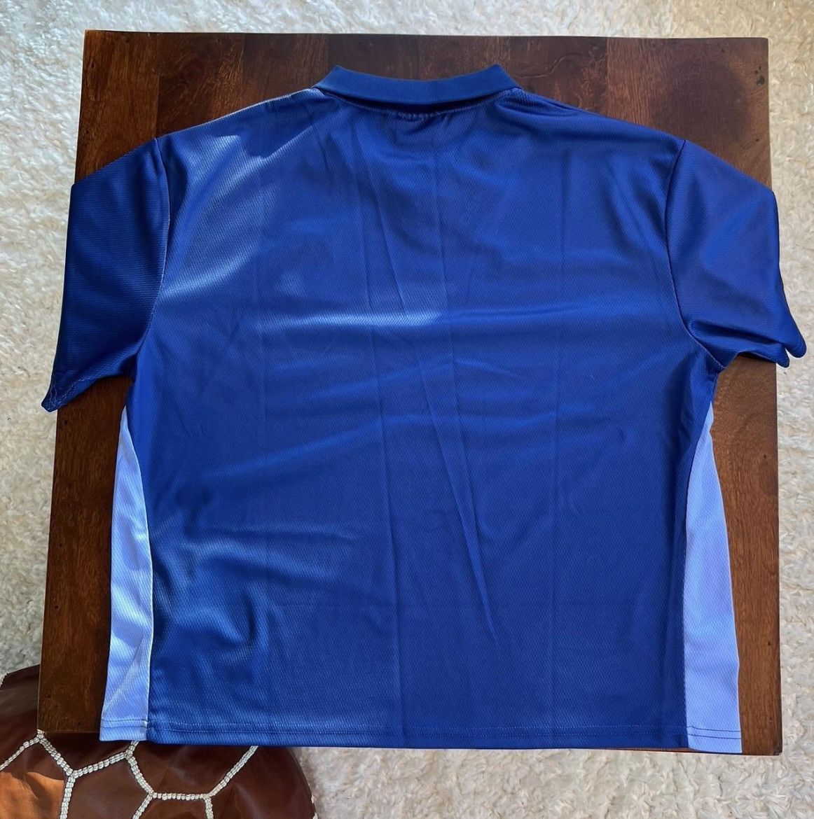 Oshkosh Osh away Cropped jersey kit Size US M / EU 48-50 / 2 - 3 Thumbnail