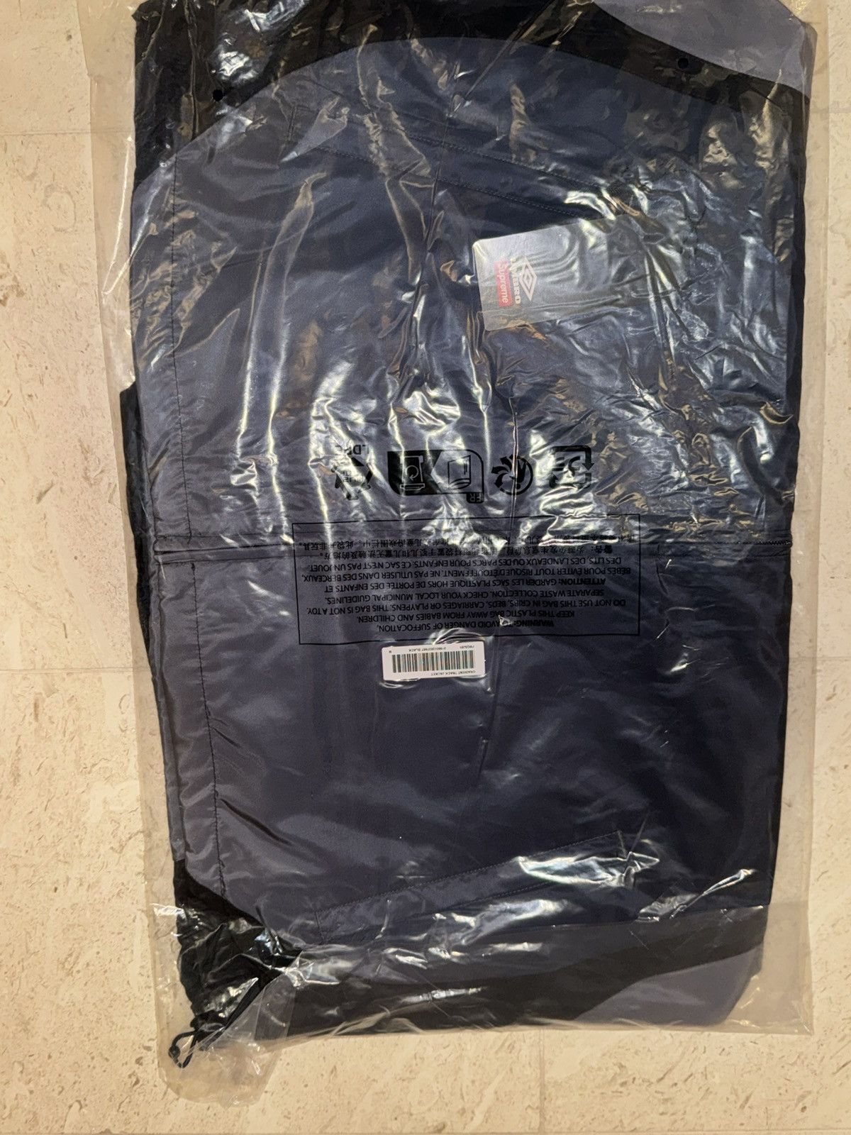 Supreme × Umbro Supreme Umbro Gradient Track Jacket Size US M / EU 48-50 / 2 - 6 Thumbnail