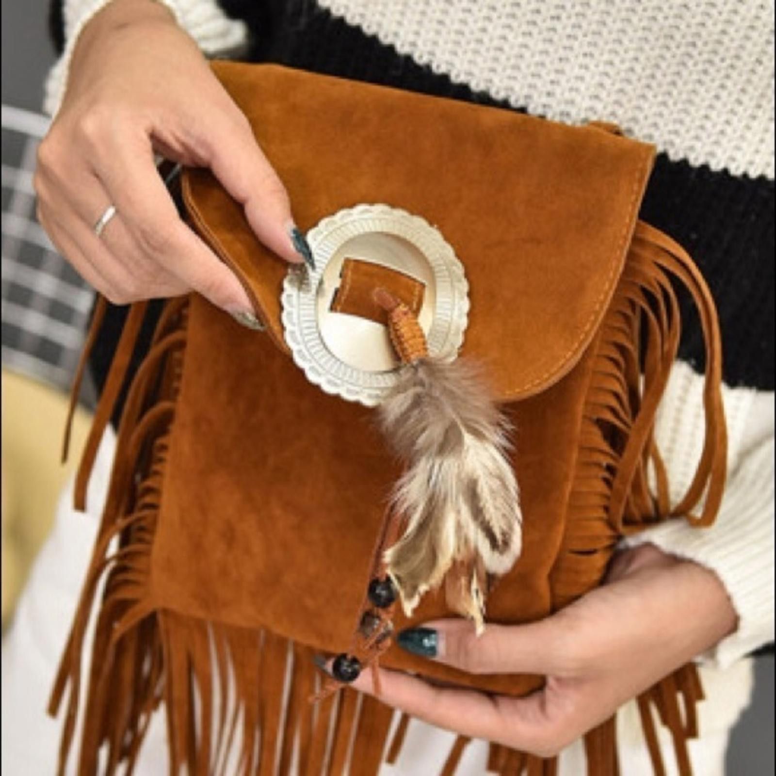Designer Boho Feather Tassel Bag NWT Size ONE SIZE - 6 Thumbnail