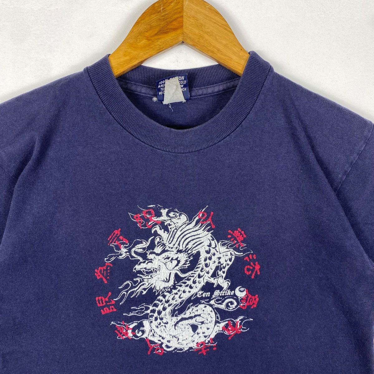 Vintage Vintage 00's TEN STRIKE Dragon Graphic Modern Streetwear Tee Size US S / EU 44-46 / 1 - 2 Thumbnail