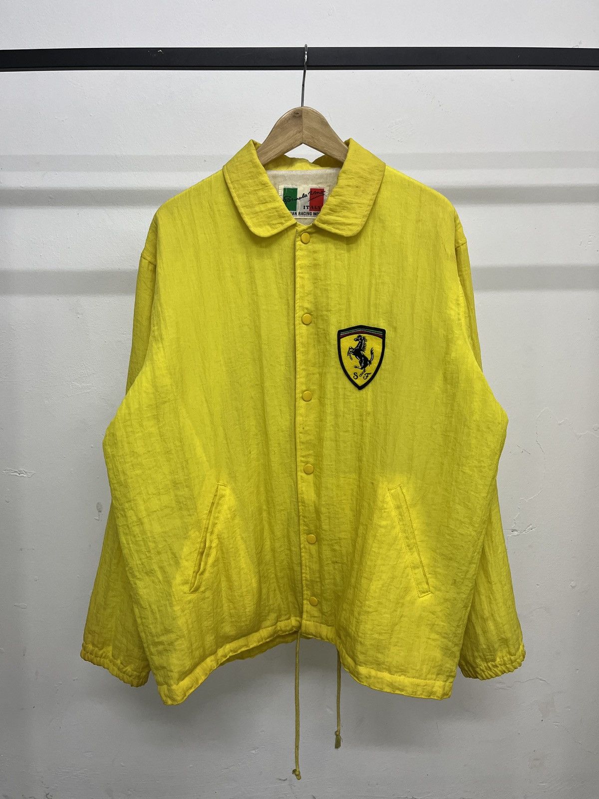 Ferrari Vintage 80s Ferrari Agip Formula One Jacket Size US L / EU 52-54 / 3 - 9 Thumbnail