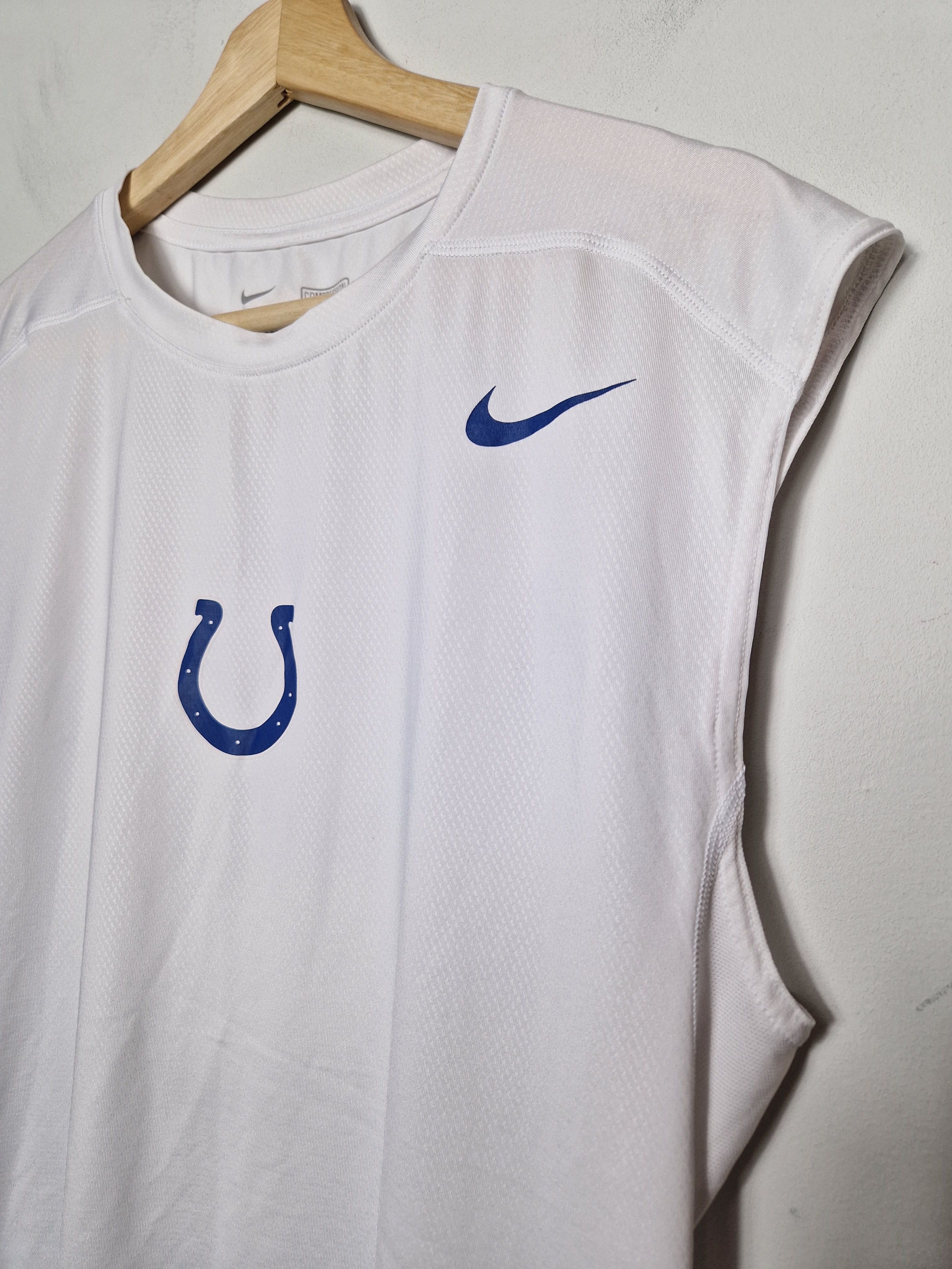Nike Nike Pro Combat NFL Indianapolis Colts tank top jersey Size US M / EU 48-50 / 2 - 4 Thumbnail