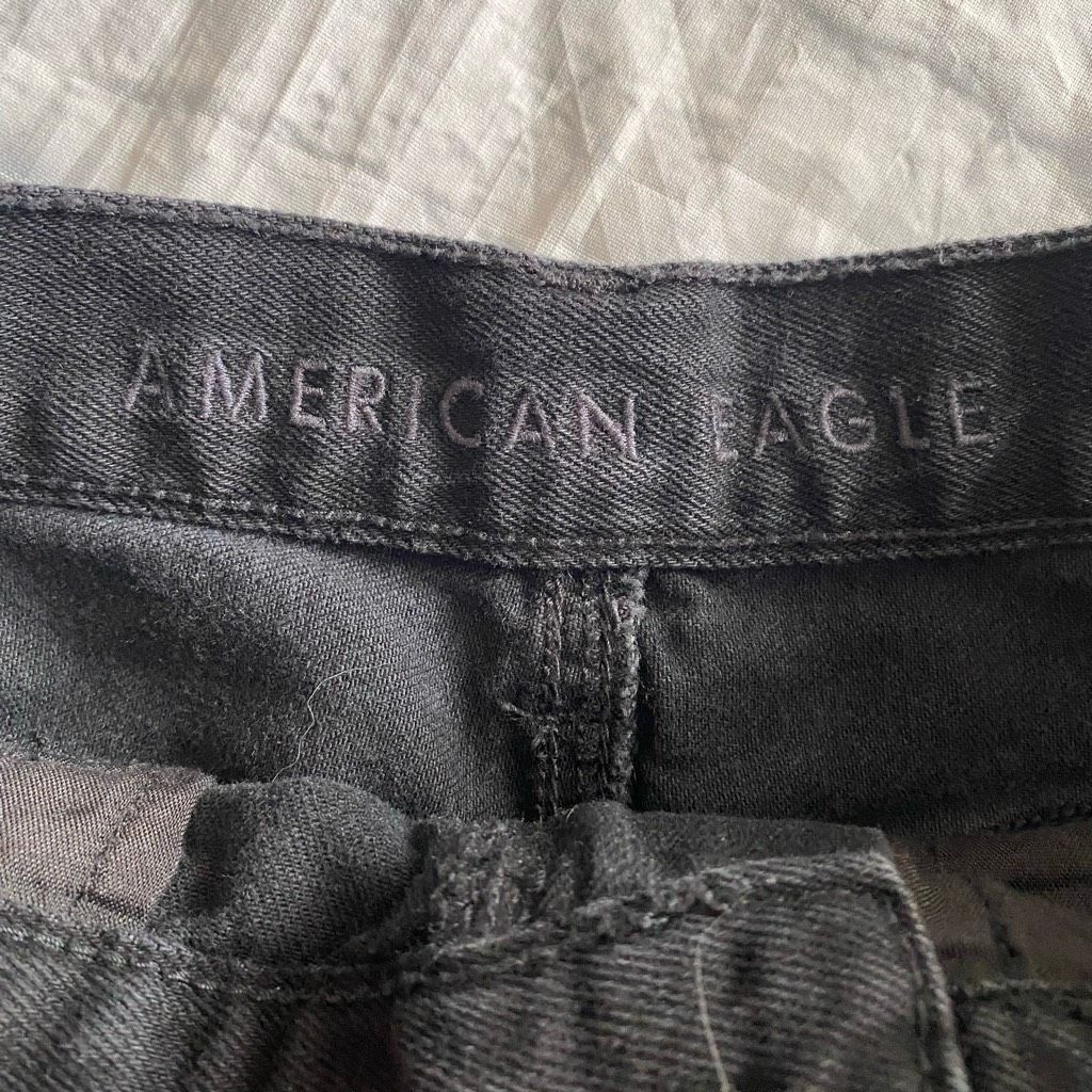 American Eagle Outfitters American Eagle women 2 cotton blend ripped distressed black Size 26" / US 2 / IT 38 - 3 Thumbnail