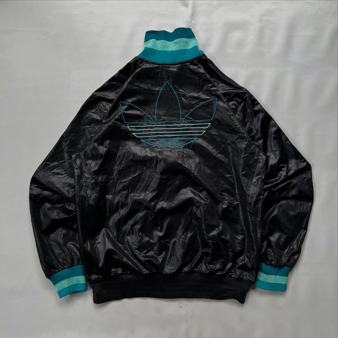 Adidas Adidas Chile 62 Size US M / EU 48-50 / 2 - 9 Thumbnail