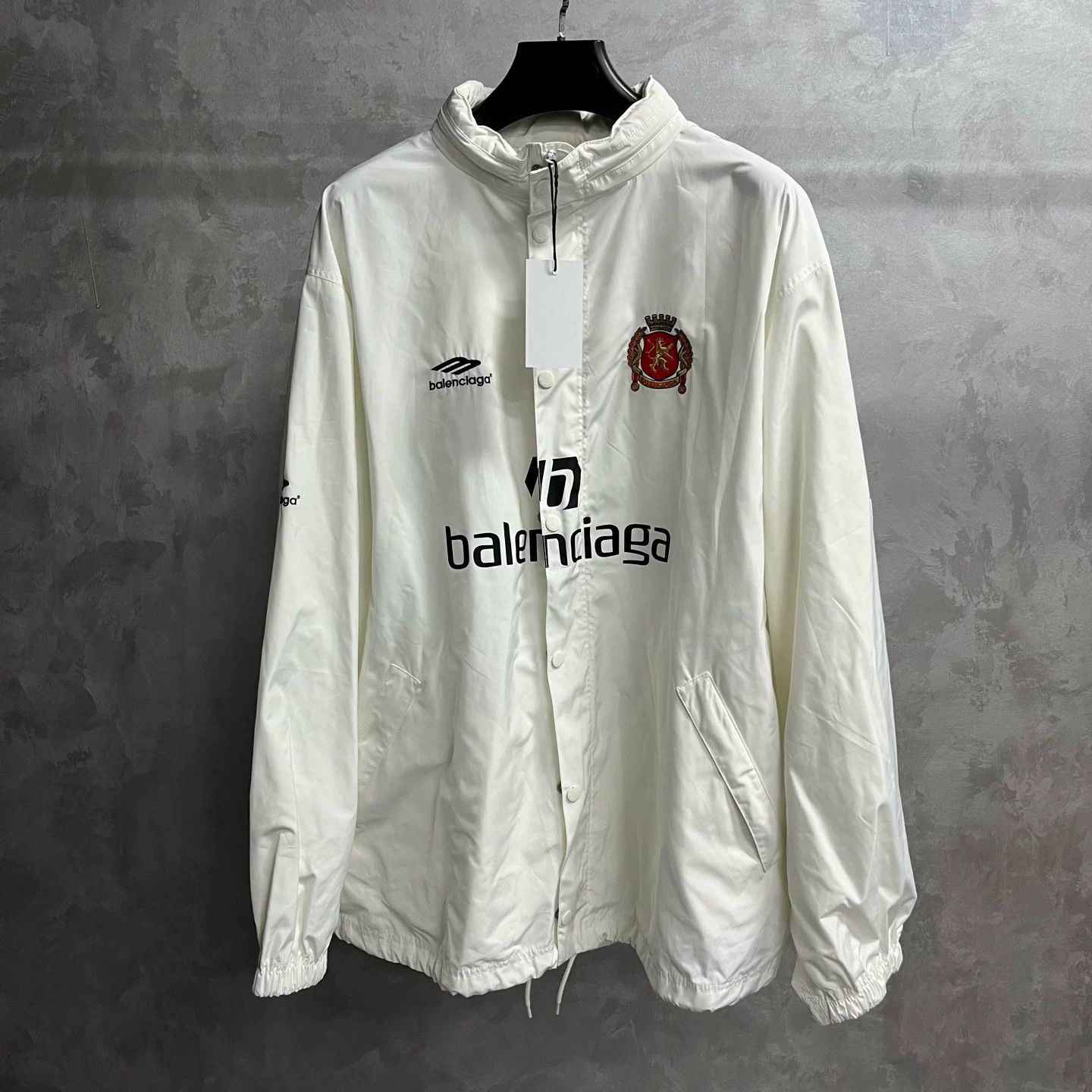Balenciaga Balenciaga White Football Snap Jacket Size US M / EU 48-50 / 2 - 1 Thumbnail