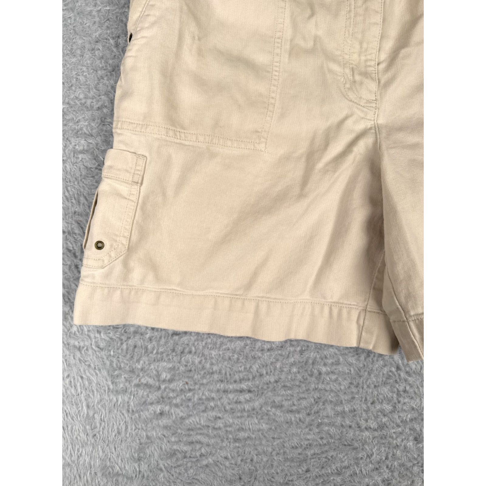 Ralph Lauren VINTAGE Lauren Ralph Lauren Shorts Womens 8 Cargo Beige Cotton 5-Pocket Regular Inseam 6.5" Adult Womens Size 30" / US 8 / IT 44 - 3 Thumbnail