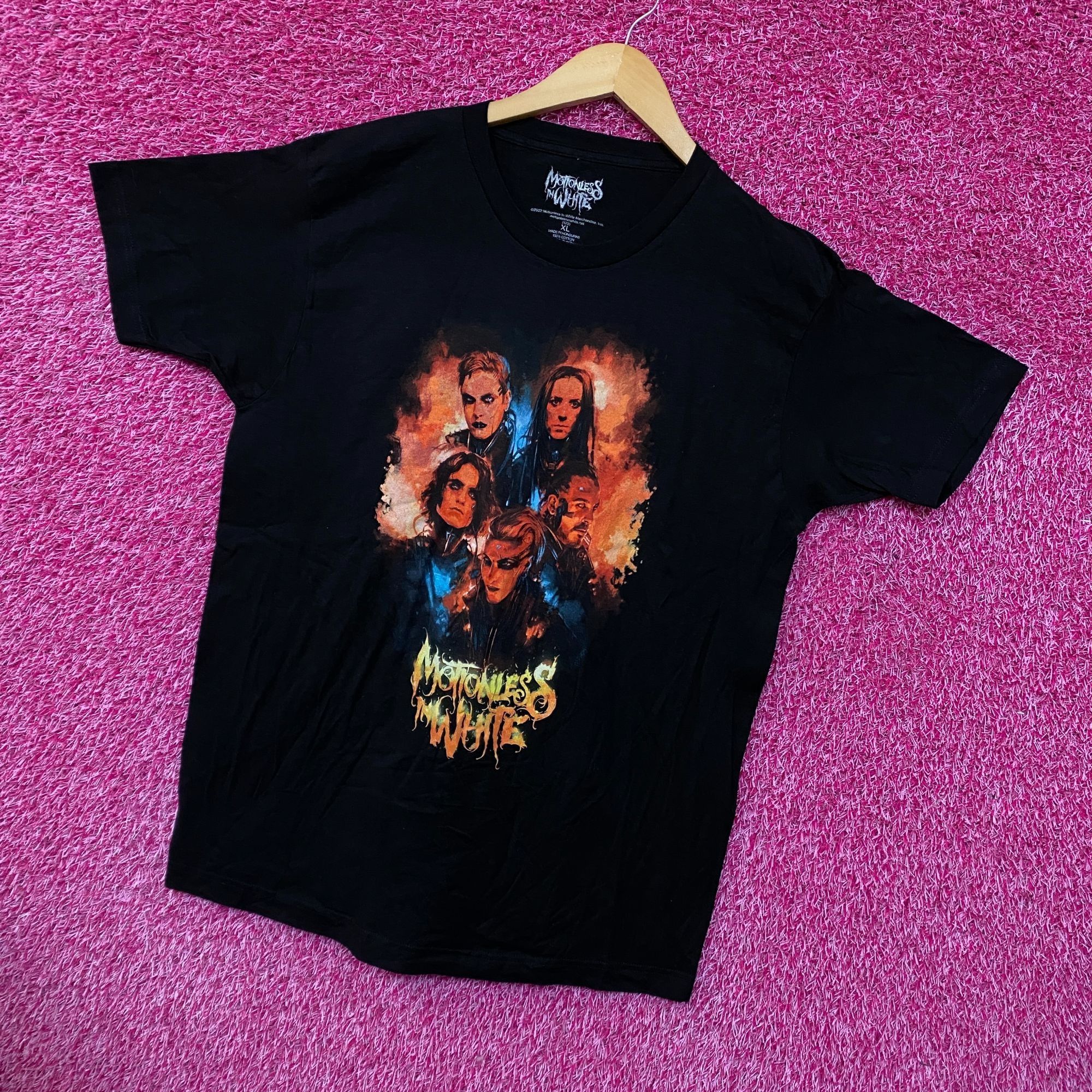 Band Tees Motionless in White Rock Band Tshirt size Extra Large Size US XL / EU 56 / 4 - 3 Thumbnail