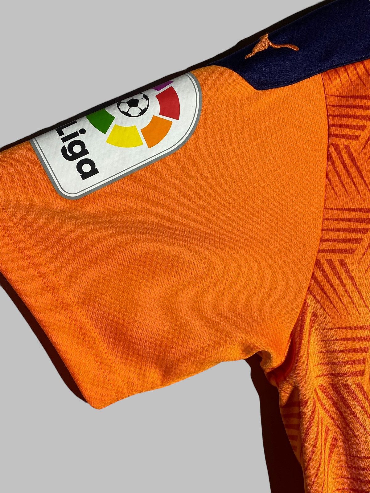 Puma Puma Valencia CF 2020/21 Away Football Shirt Soccer Jersey Size US S / EU 44-46 / 1 - 11 Thumbnail
