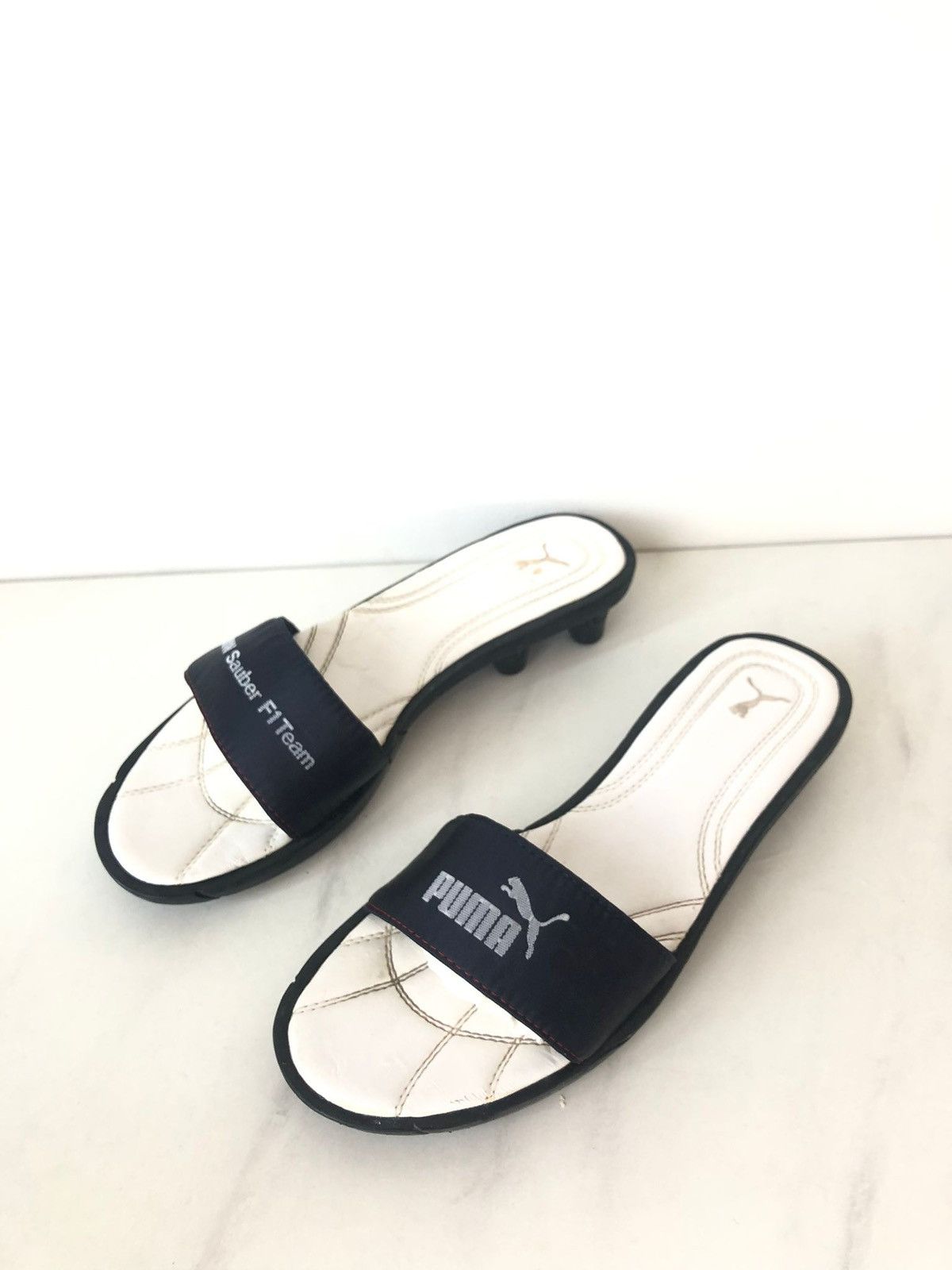 BMW × Puma Puma x BMW Sauber F1 viral rare vintage y2k Size US 7 / IT 37 - 2 Thumbnail