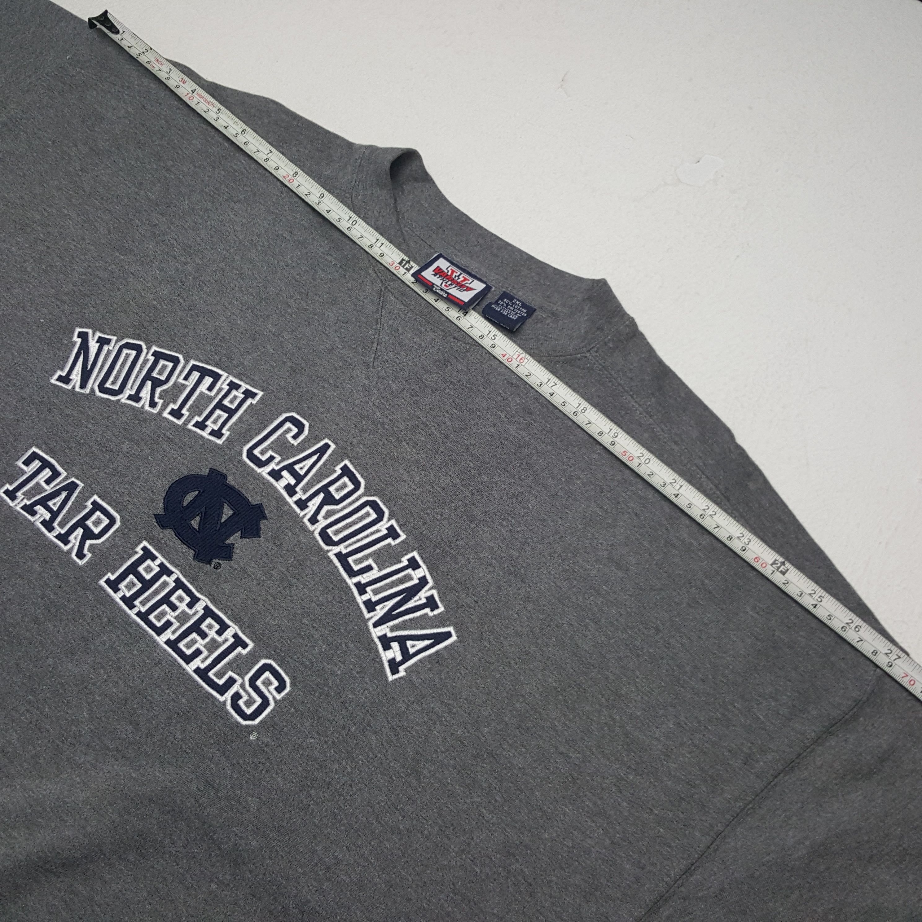 Vintage Vintage North Carolina Tar Heels Sweatshirt Size US XXL / EU 58 / 5 - 5 Thumbnail