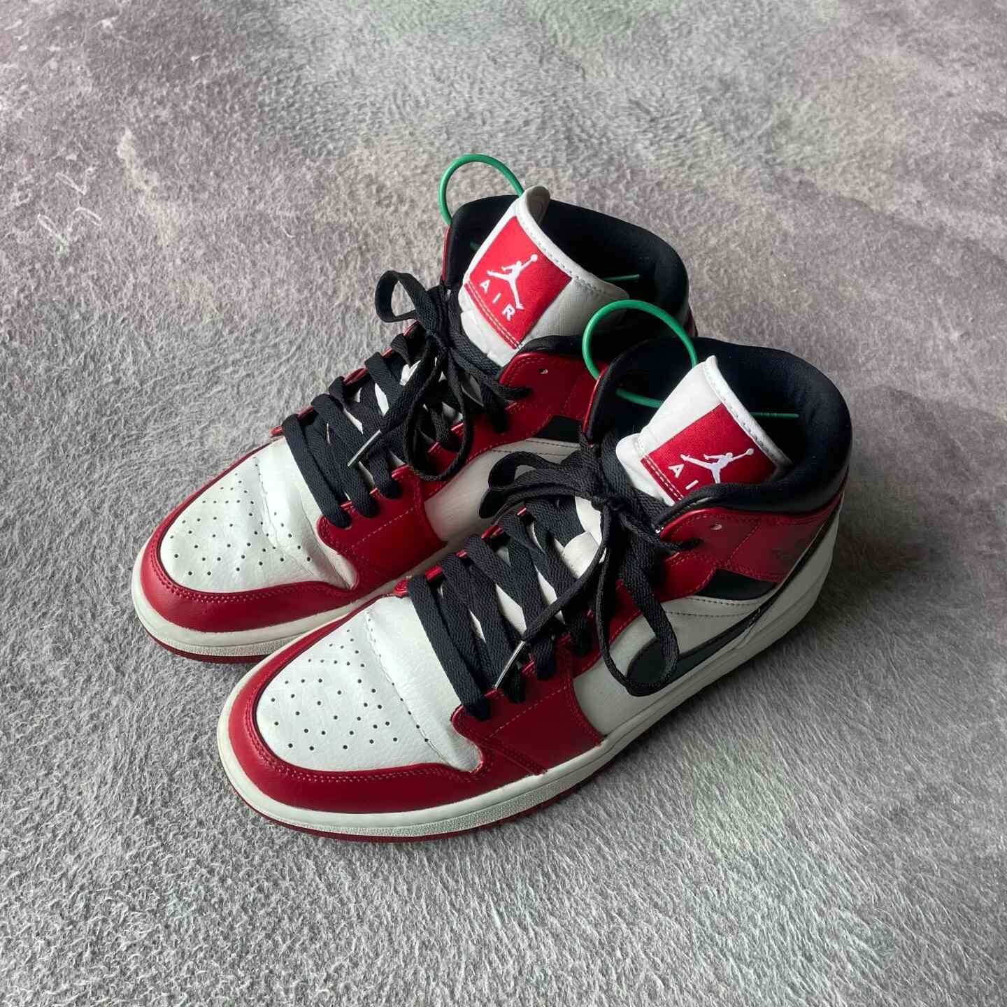Nike Nike Red Lowtop Sneakers 42 Men Size US 9 / EU 42 - 1 Thumbnail