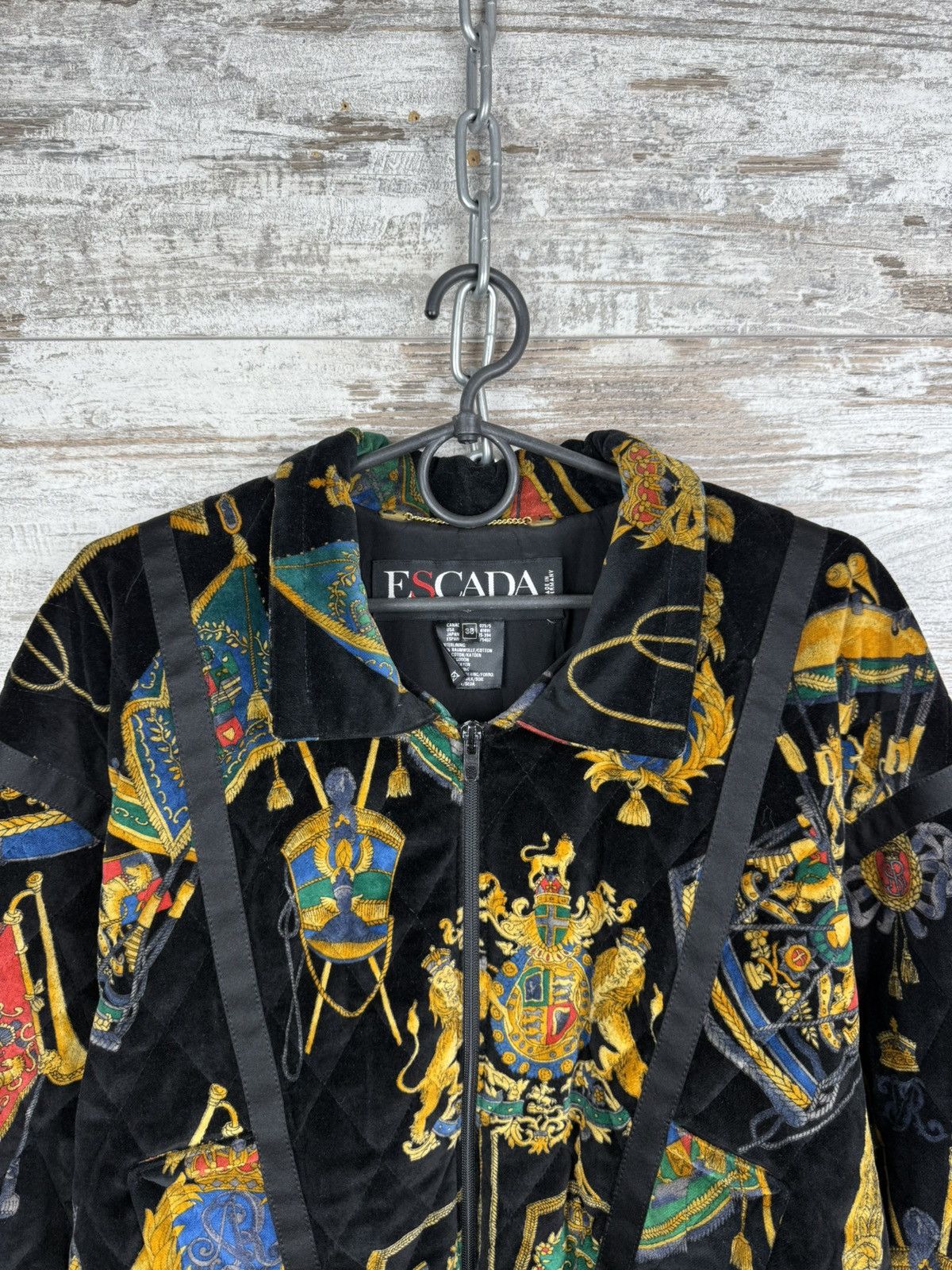 Escada Escada by Margaretha Ley 1980's Multi Printed Velvet Jacket Size XS / US 0-2 / IT 36-38 - 2 Thumbnail