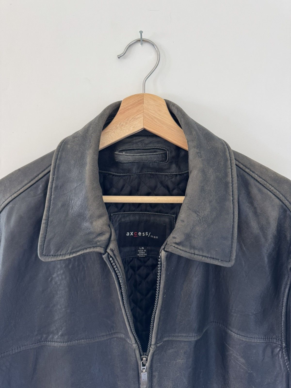 Liz Claiborne Distressed Vintage Liz Claiborne/Access Leather Jacket Size US L / EU 52-54 / 3 - 6 Thumbnail