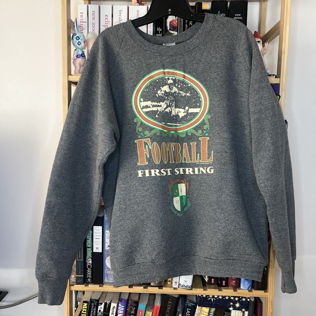 Fruit Of The Loom × Vintage Vintage 1992 Football First String Crewneck Sweatshirt Size US XL / EU 56 / 4 - 1 Thumbnail